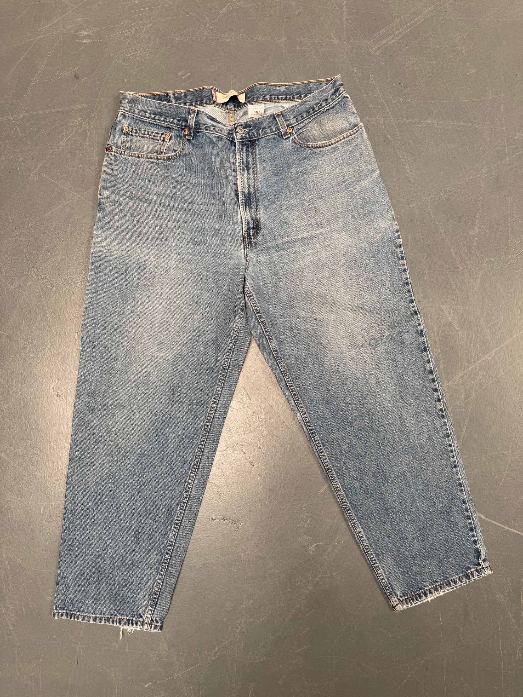 Levis 560 Comfort Fit Vintage Jean 90s - W 36 L 28 - B22