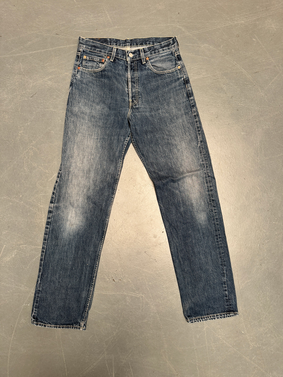 Levis Buckle Back Vintage Jean - W 30 L 34 - BU5