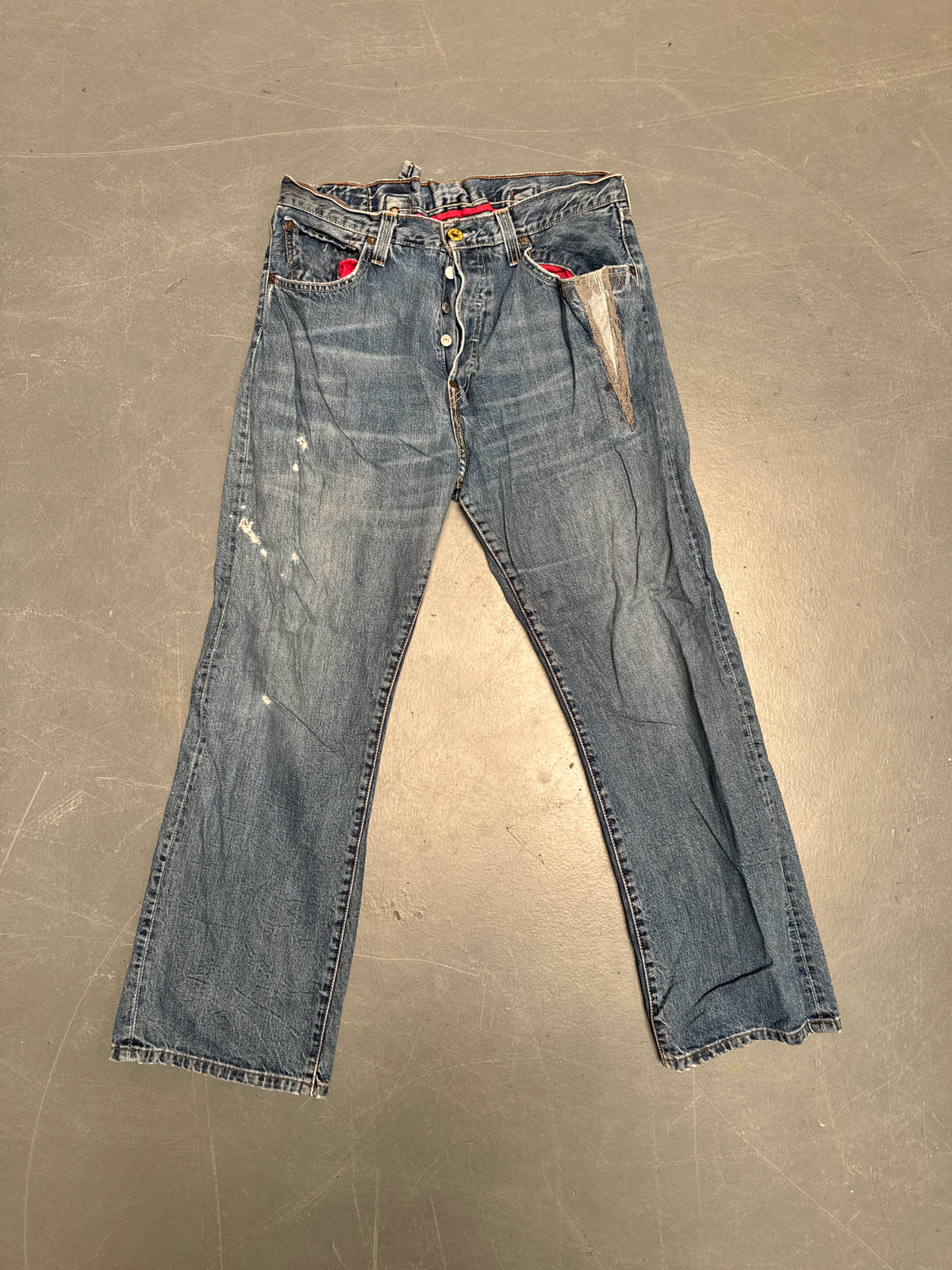 Levis Buckle Back Vintage Jean - W 32 L 30 - BU16