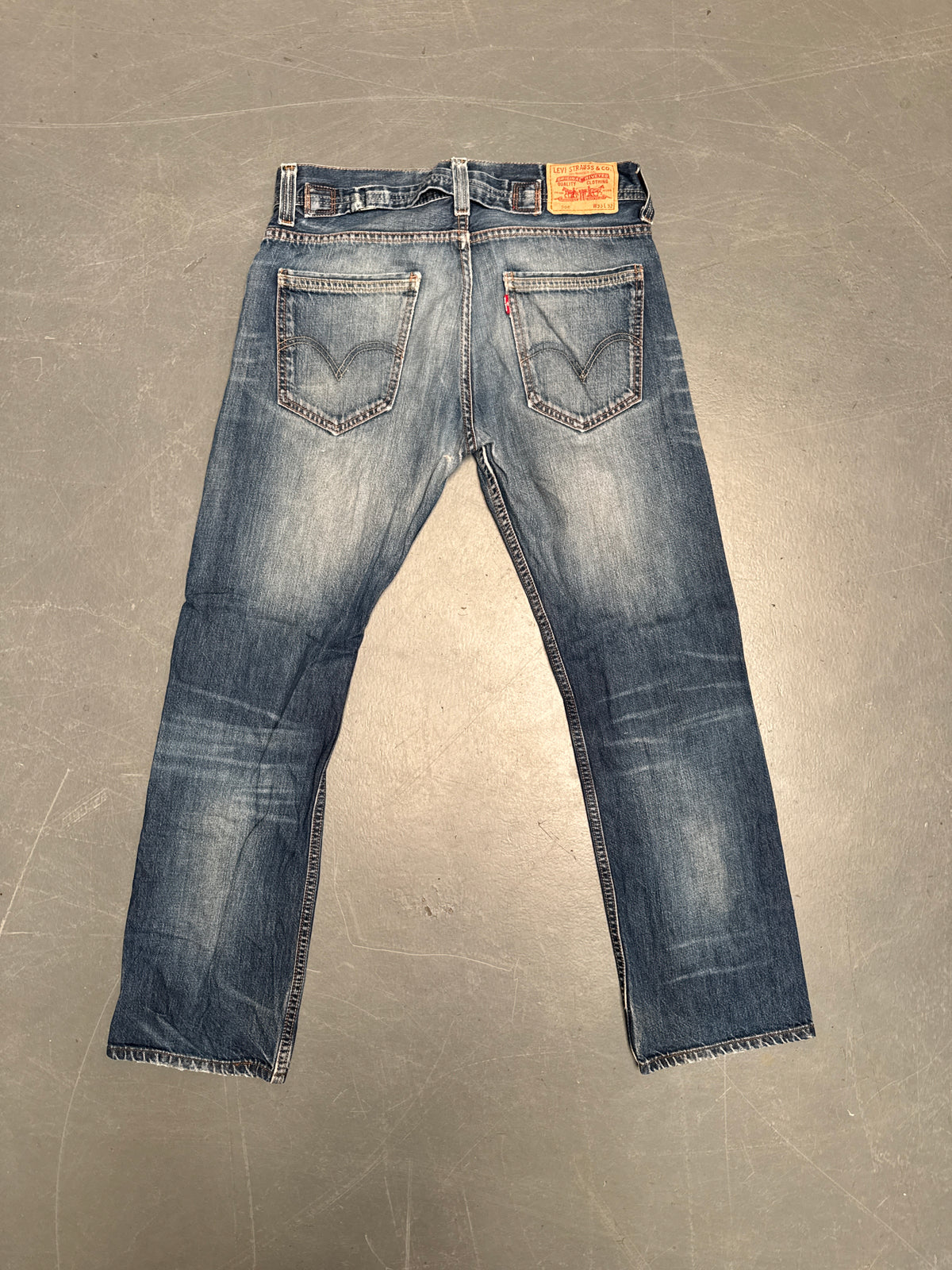 Levis Buckle Back Vintage Jean - W 32 L 31 - BU19