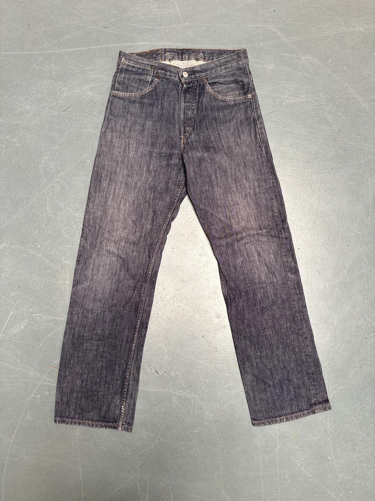 Levis Buckle Back Vintage Jean - W 28 L 32 - BU23