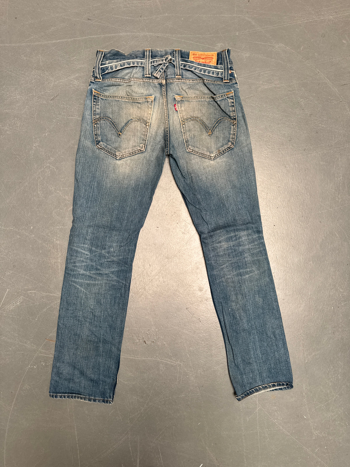 Levis Buckle Back Vintage Jean - W 32 L 32 - BU27