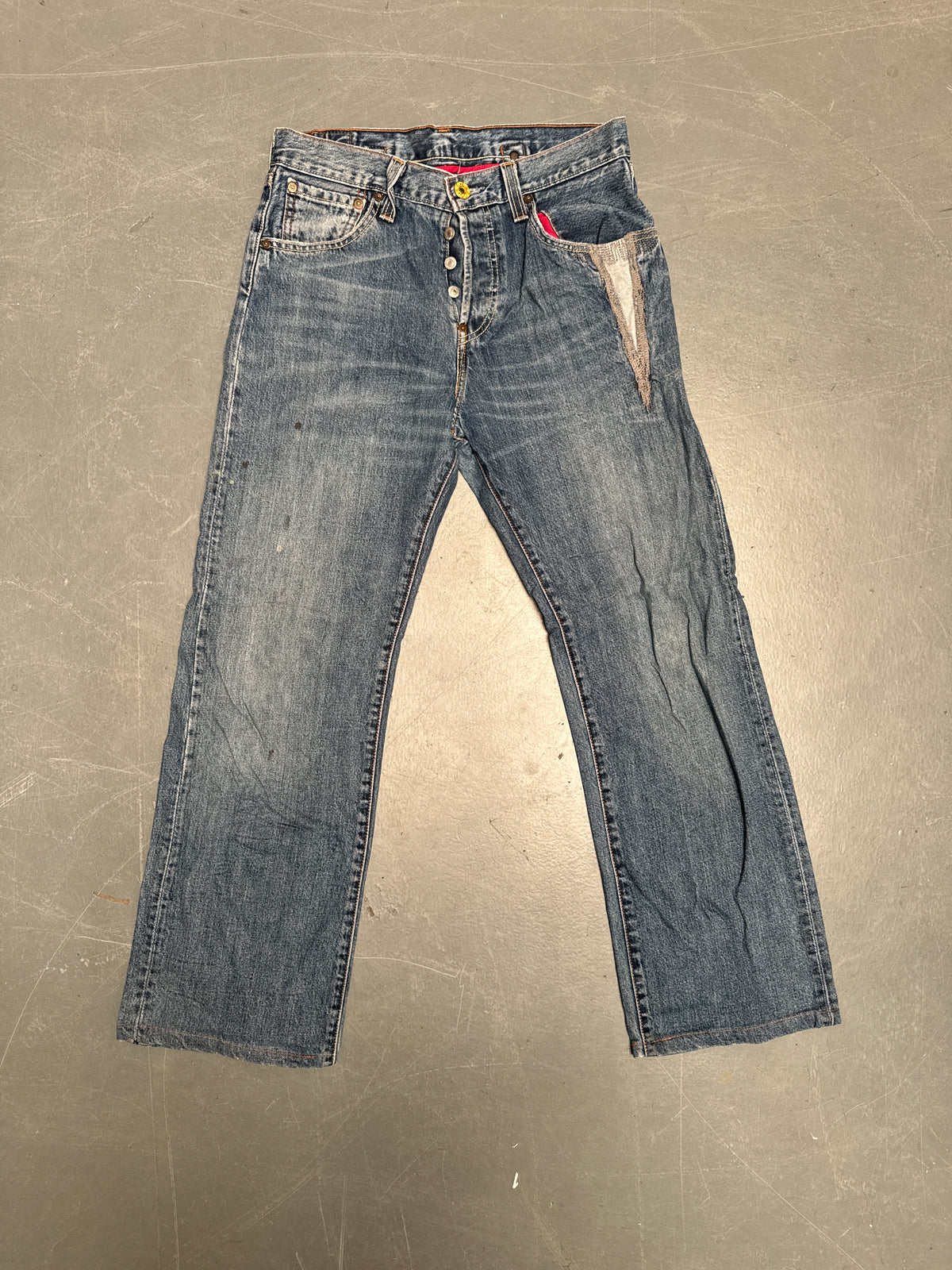 Levis Buckle Back Vintage Jean - W 30 L 29 - BU28