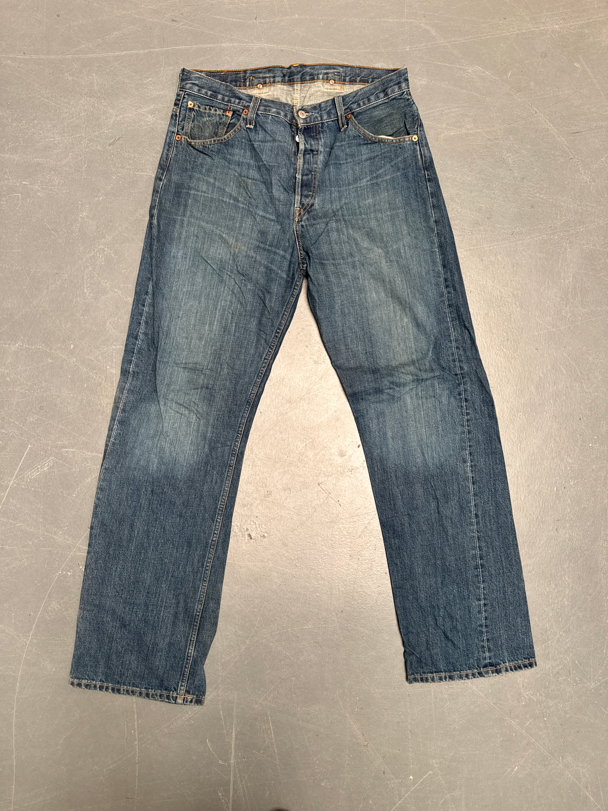 Levis Buckle Back Vintage Jean - W 34 L 34 - BU37