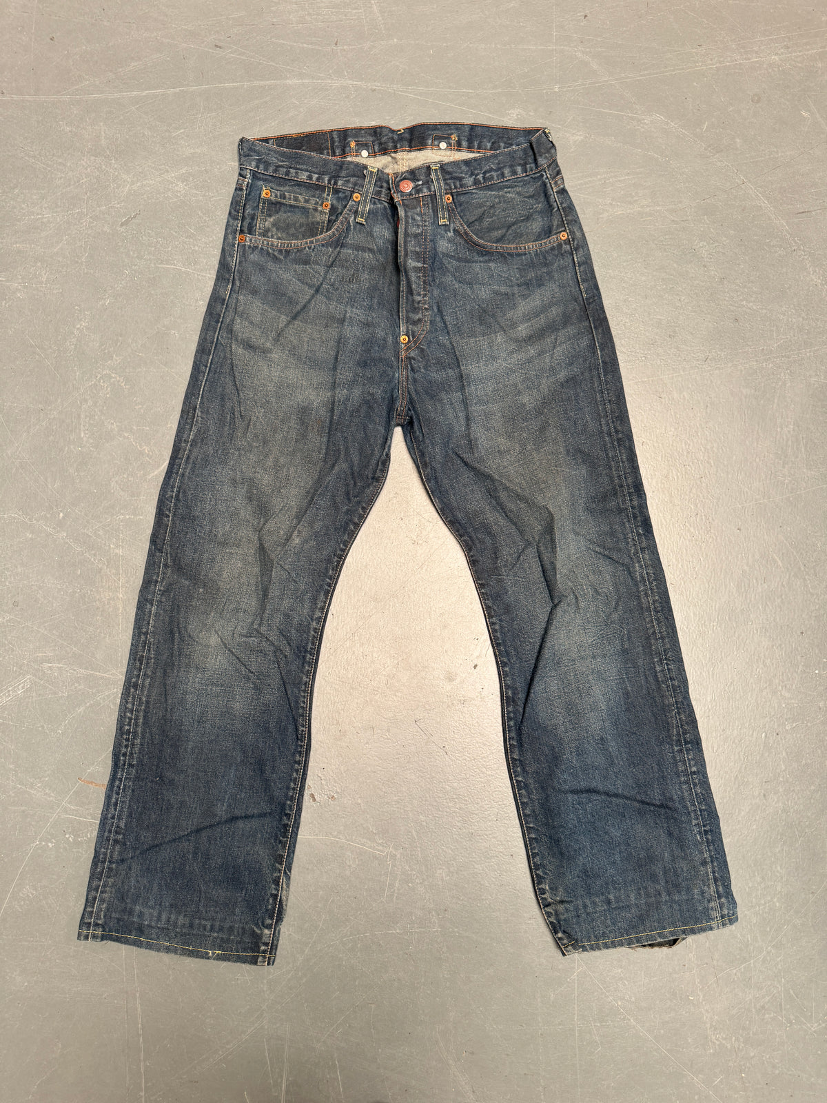 Levis Buckle Back Vintage Jean - W 32 L 30 - BU41