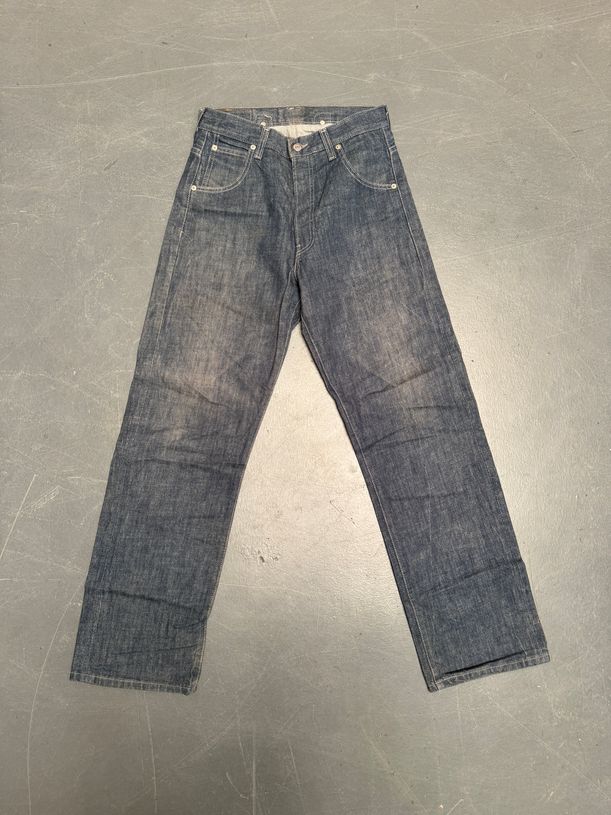 Levis Buckle Back Vintage Jean - W 26 L 32 - BU42