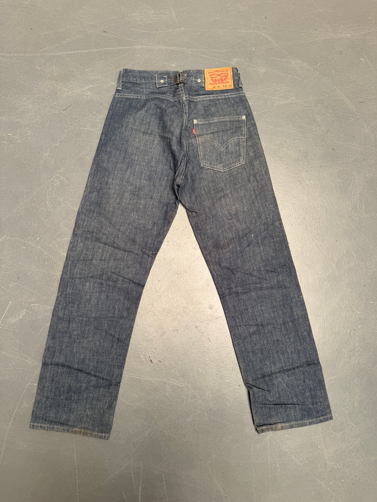 Levis Buckle Back Vintage Jean - W 26 L 32 - BU42