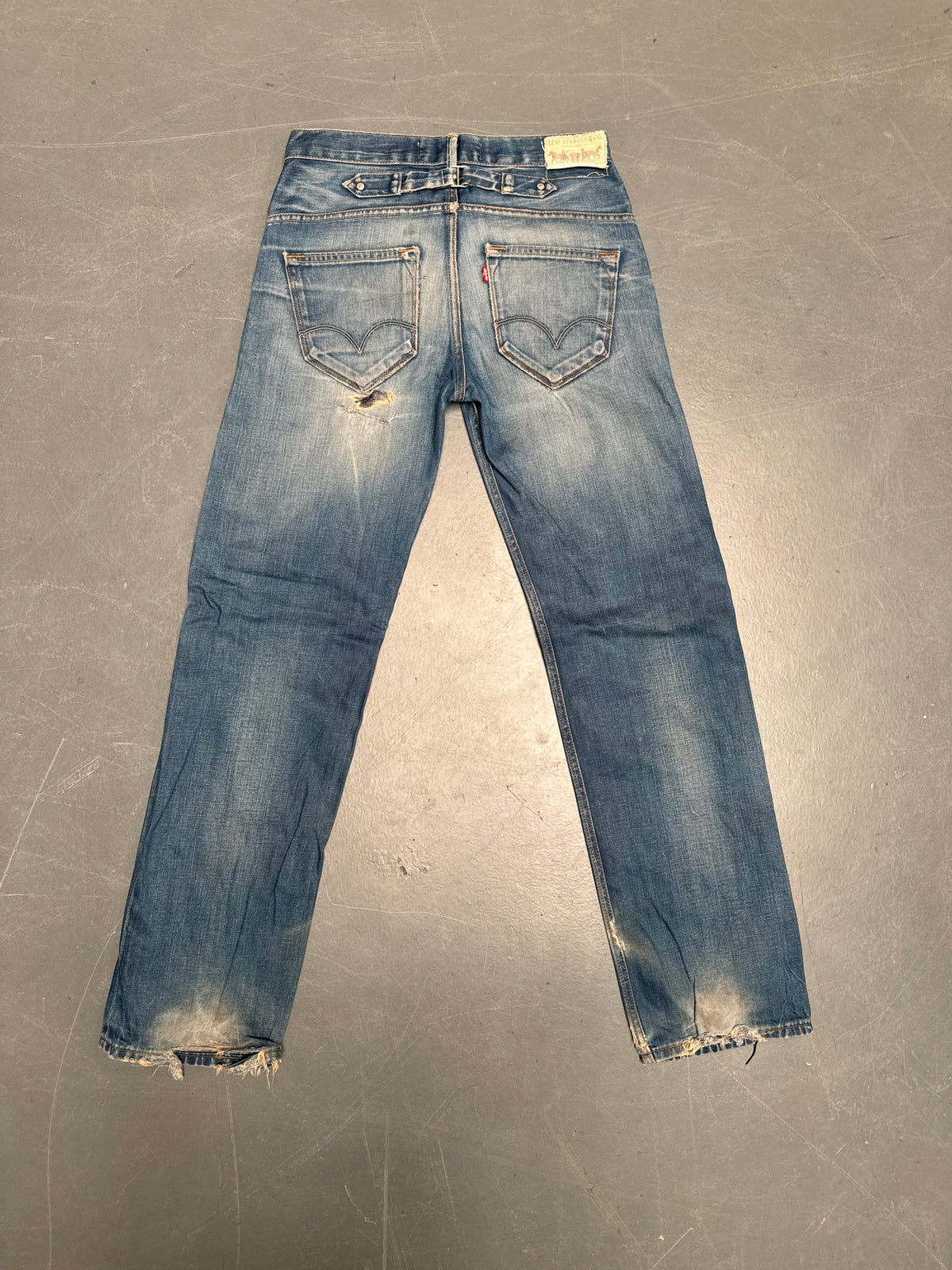 Levis Buckle Back Vintage Jean - W 32 L 34 - BU45