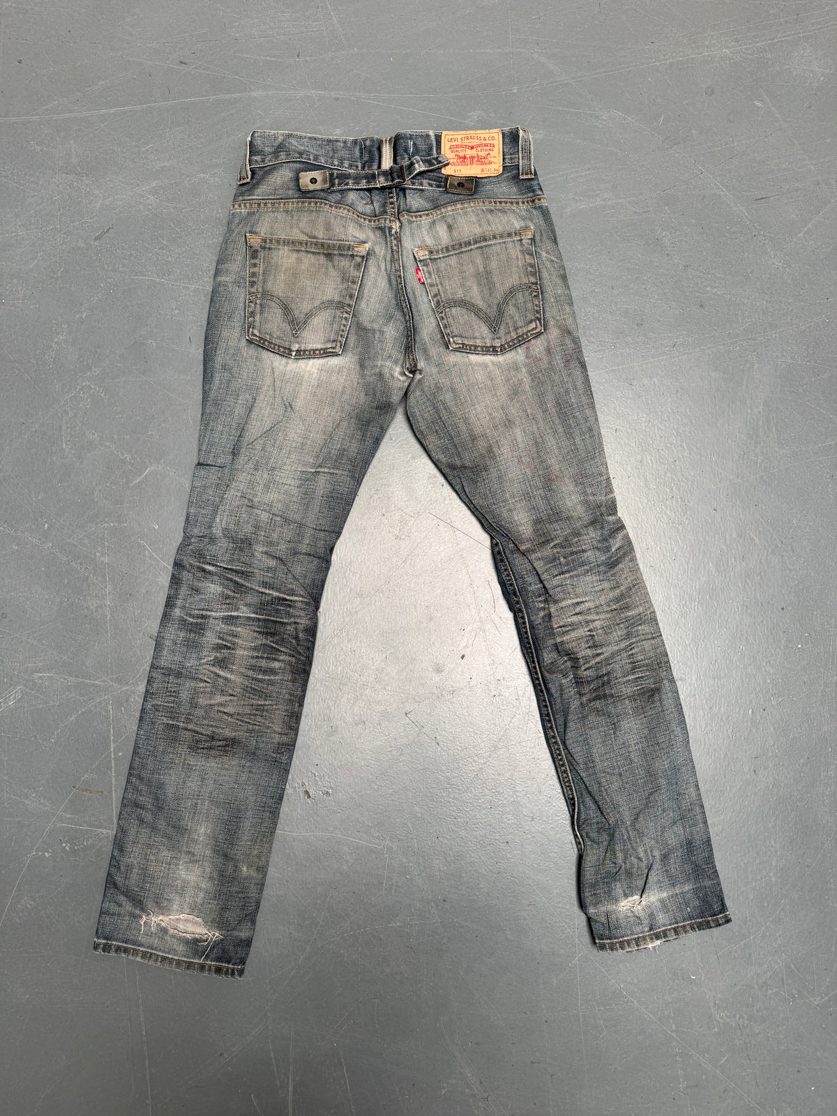 Levis Buckle Back Vintage Jean - W 30 L 34 - BU46