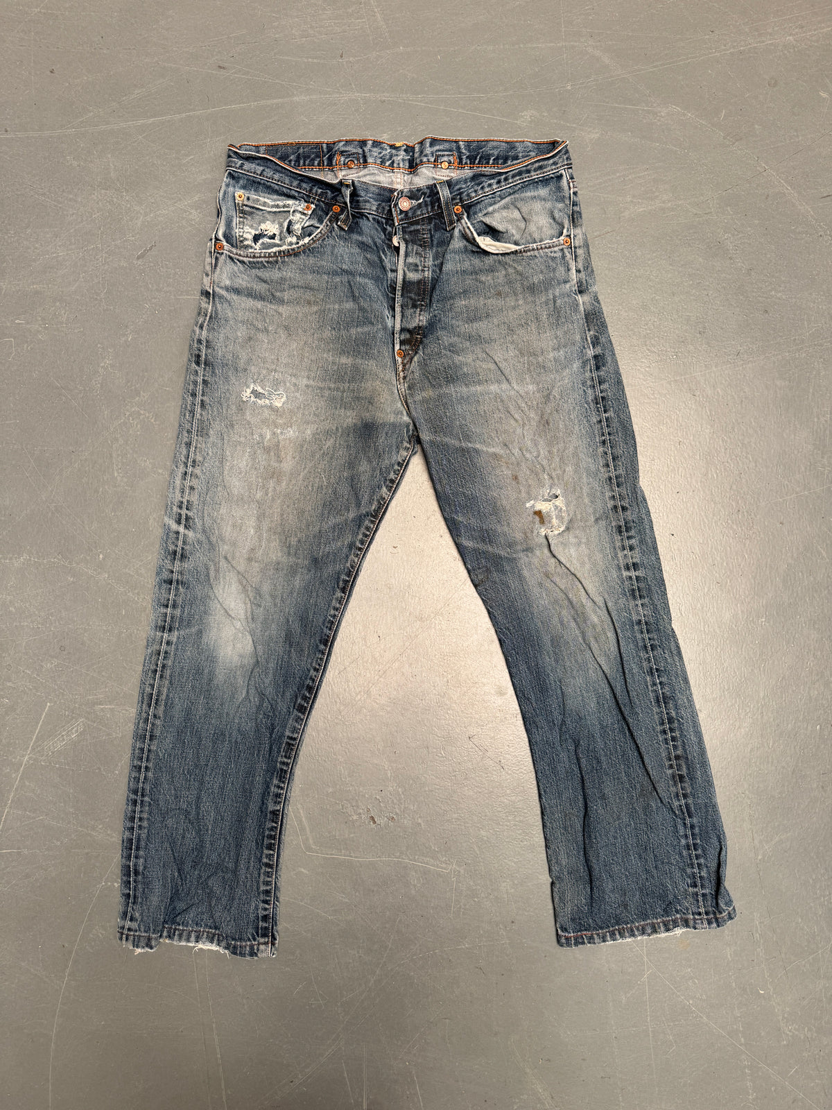Levis Buckle Back Vintage Jean - W 34 L 29 - BU51