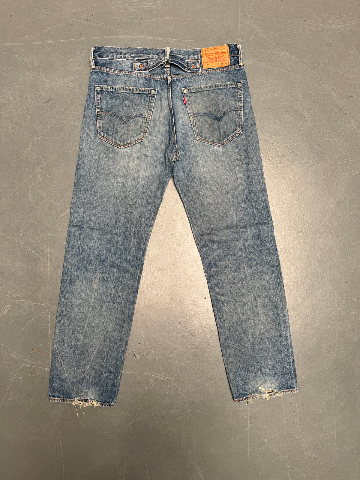 Levis Buckle Back Vintage Jean - W 34 L 30 - BU56