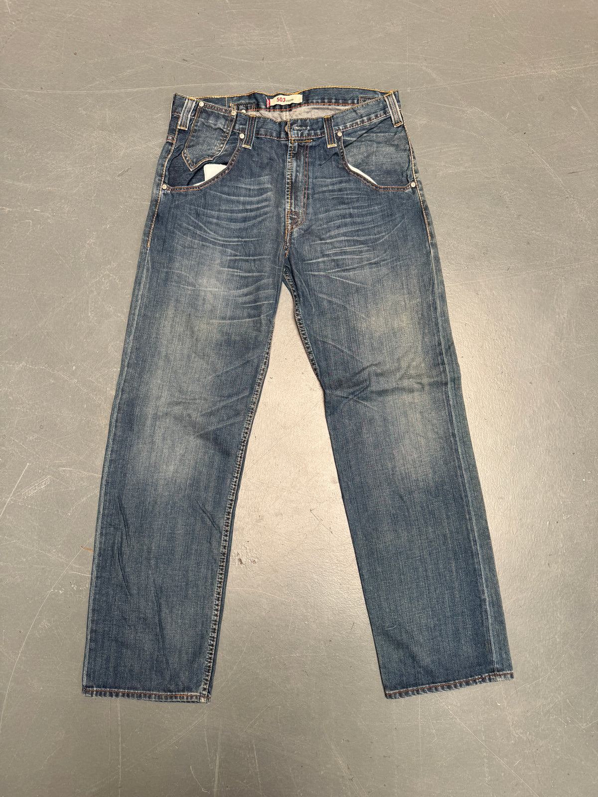 Levis Buckle Back Vintage Jean - W 36 L 34 - BU60