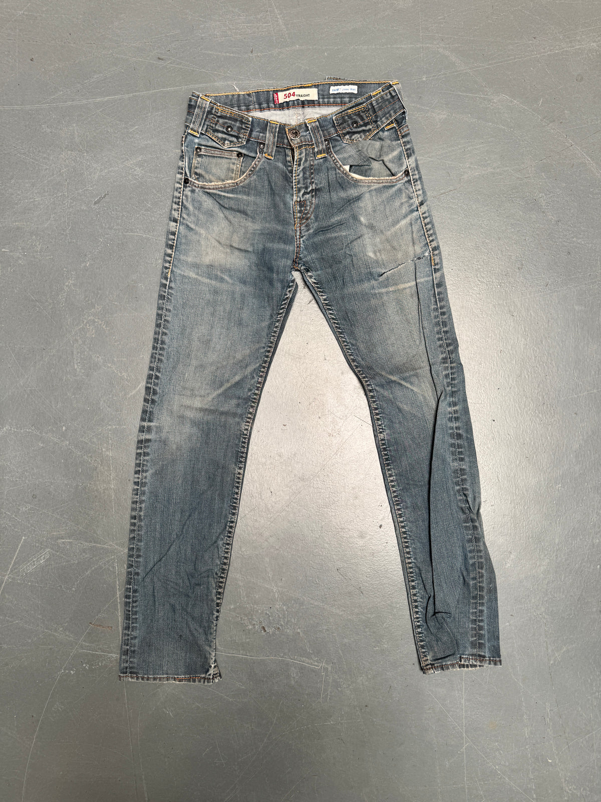 Levis Buckle Back Vintage Jean - W 28 L 30 - BU62