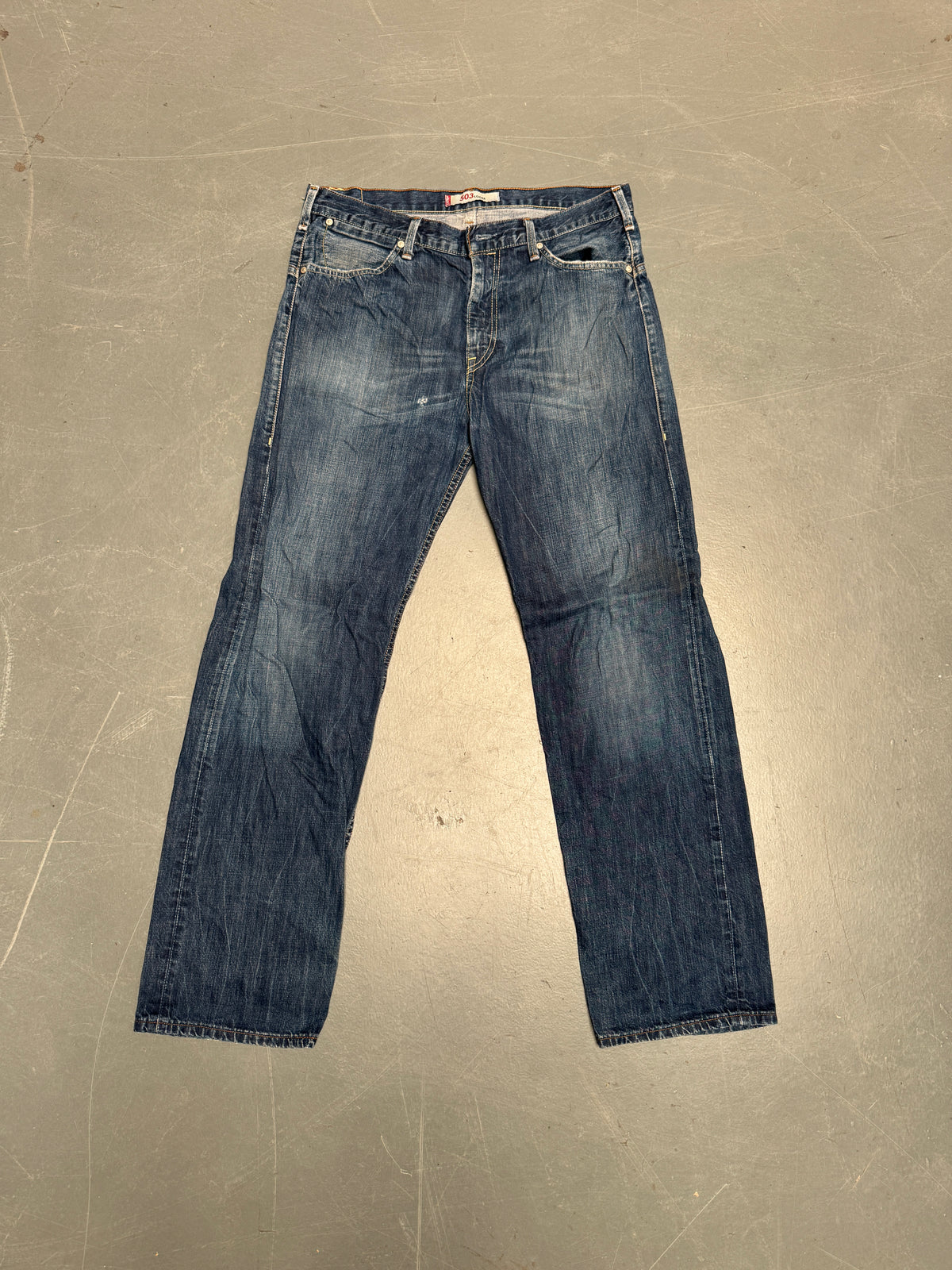 Levis Buckle Back Vintage Jean - W 34 L 33 - BU63
