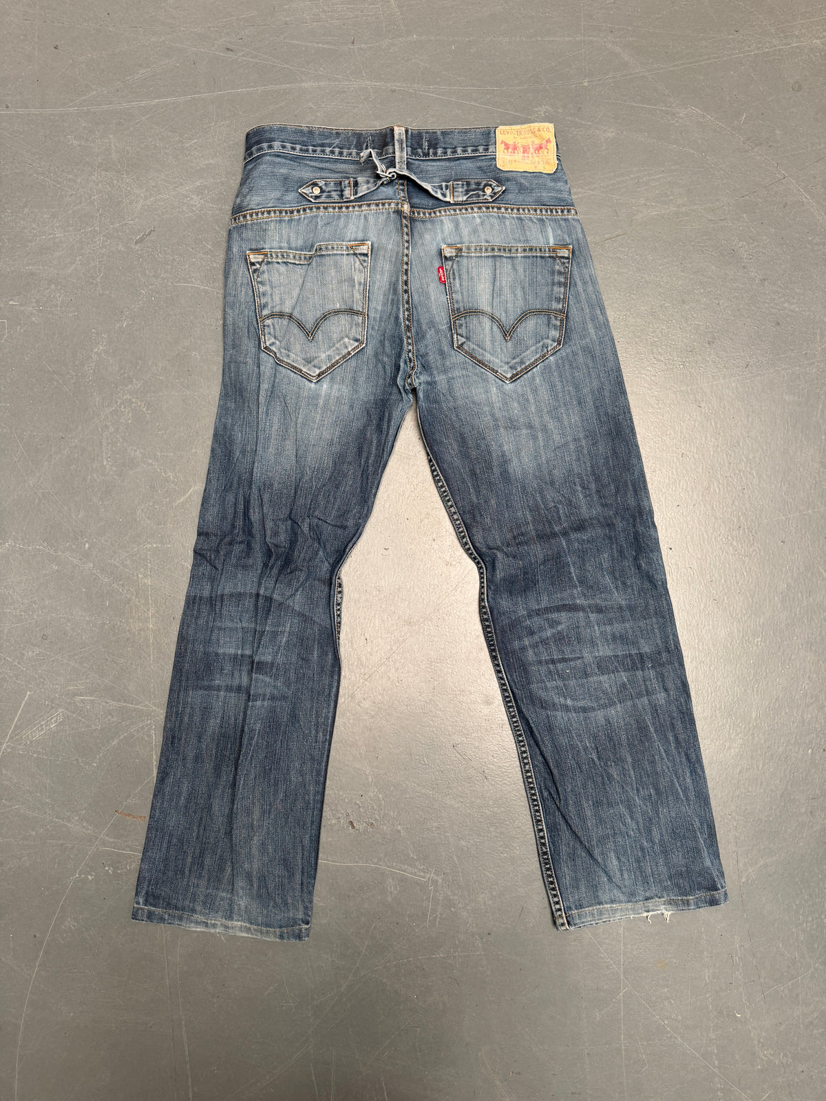 Levis Buckle Back Vintage Jean - W 30 L 29 - BU67