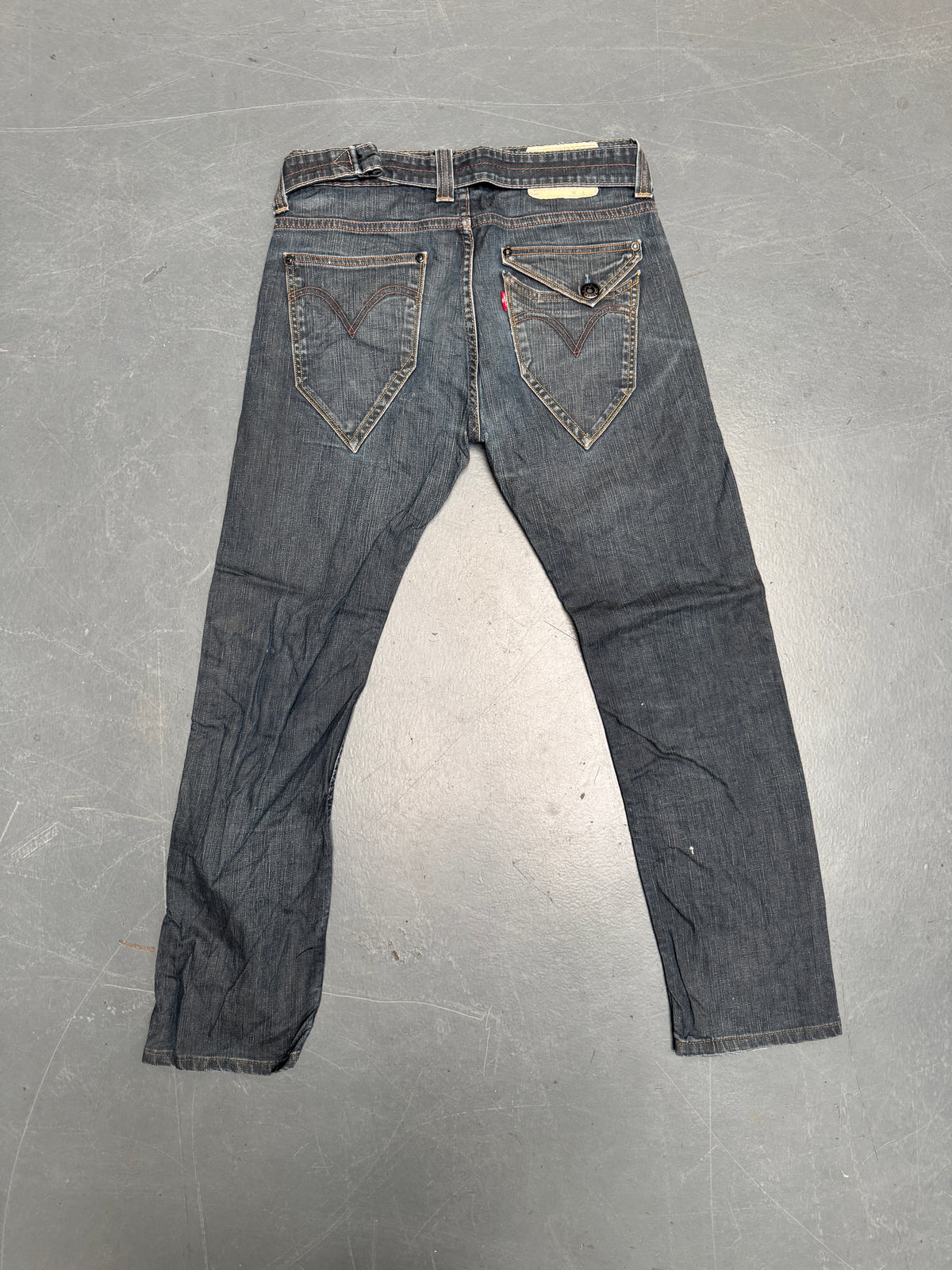 Levis Buckle Back Vintage Jean - W 30 L 29 - BU72