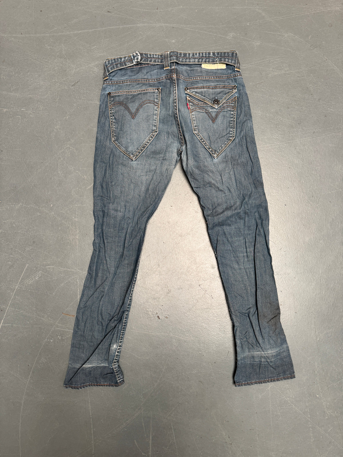 Levis Buckle Back Vintage Jean - W 32 L 31 - BU74