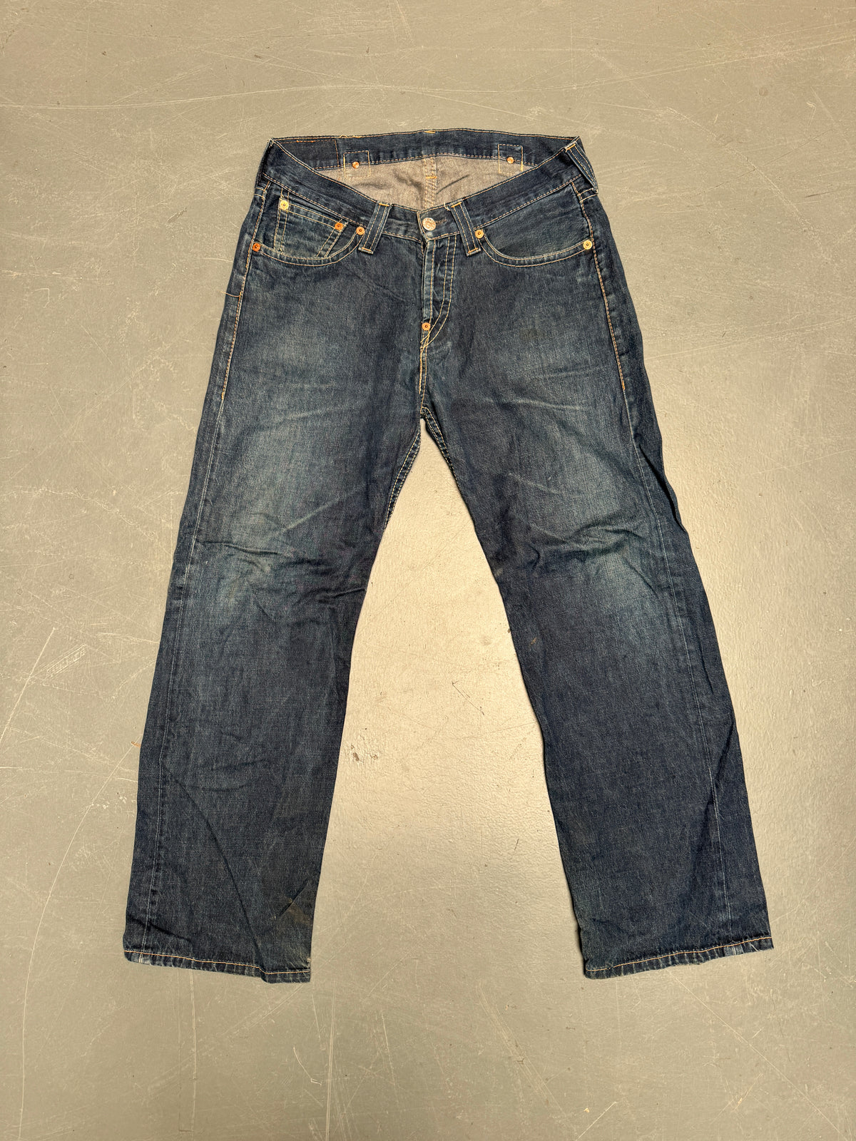 Levis Buckle Back Vintage Jean - W 33 L 32 - BU78