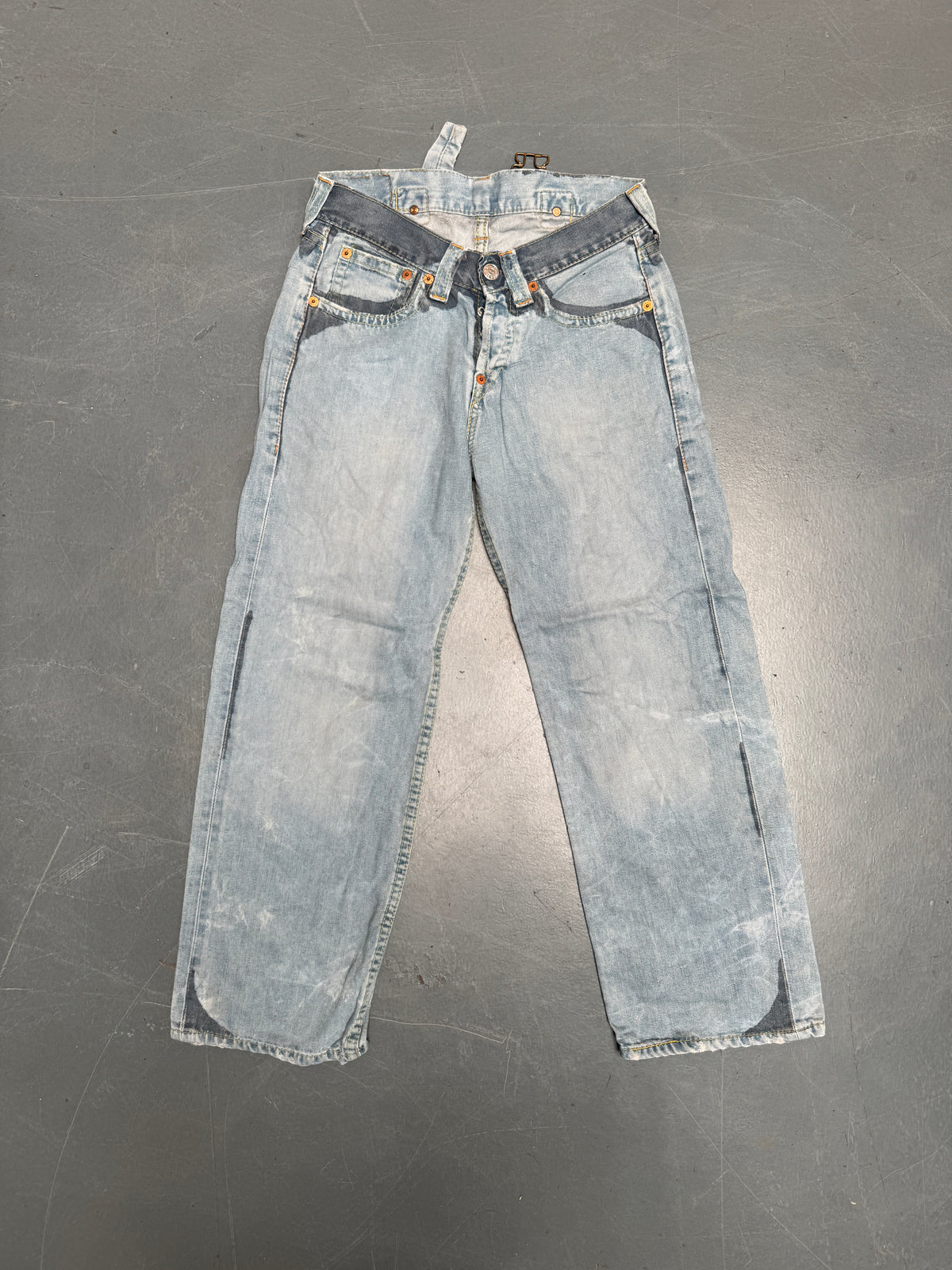 Levis Buckle Back Vintage Jean - W 30 L 29 - BU79