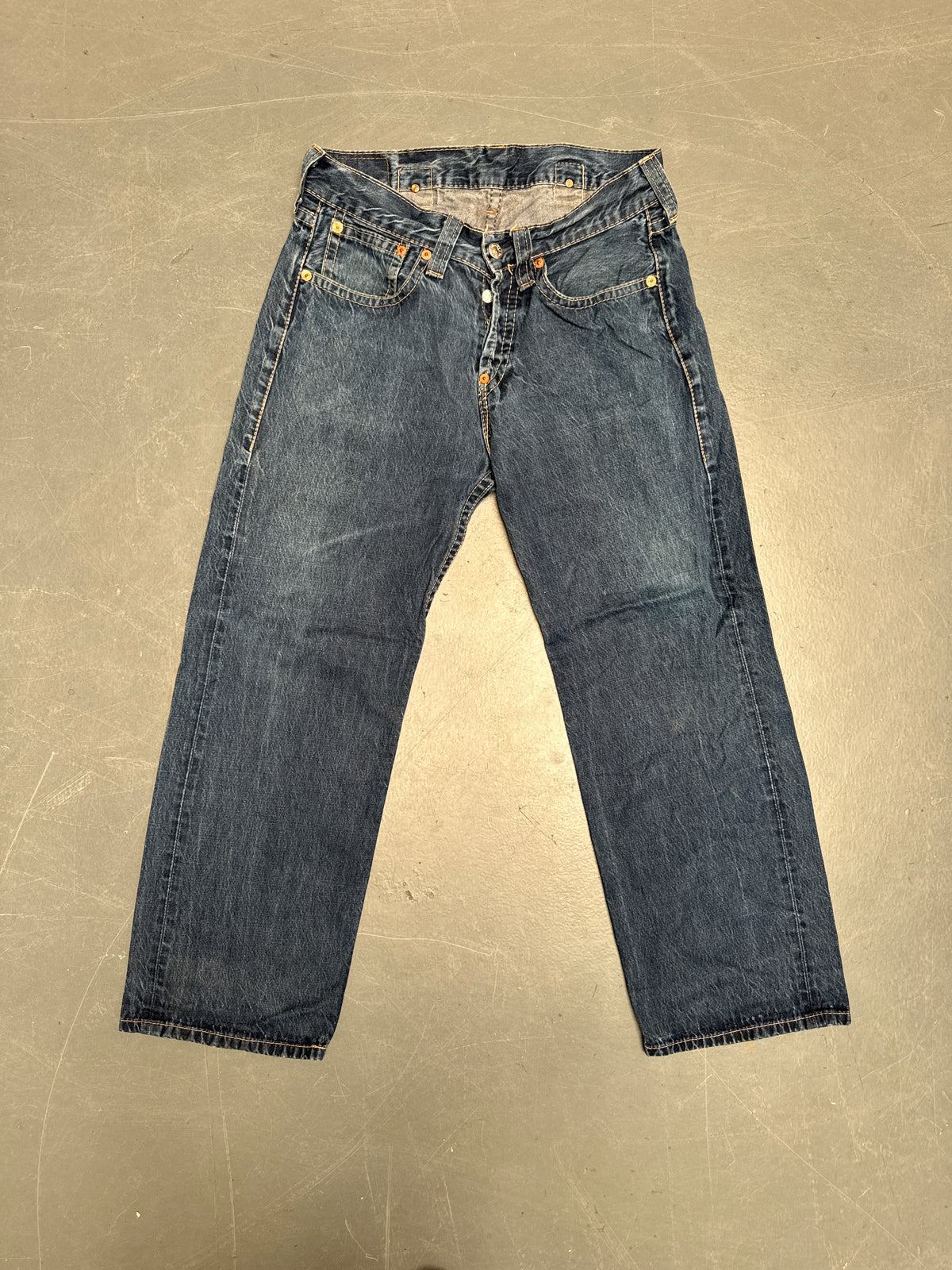 Levis Buckle Back Vintage Jean - W 32 L 30 - BU86