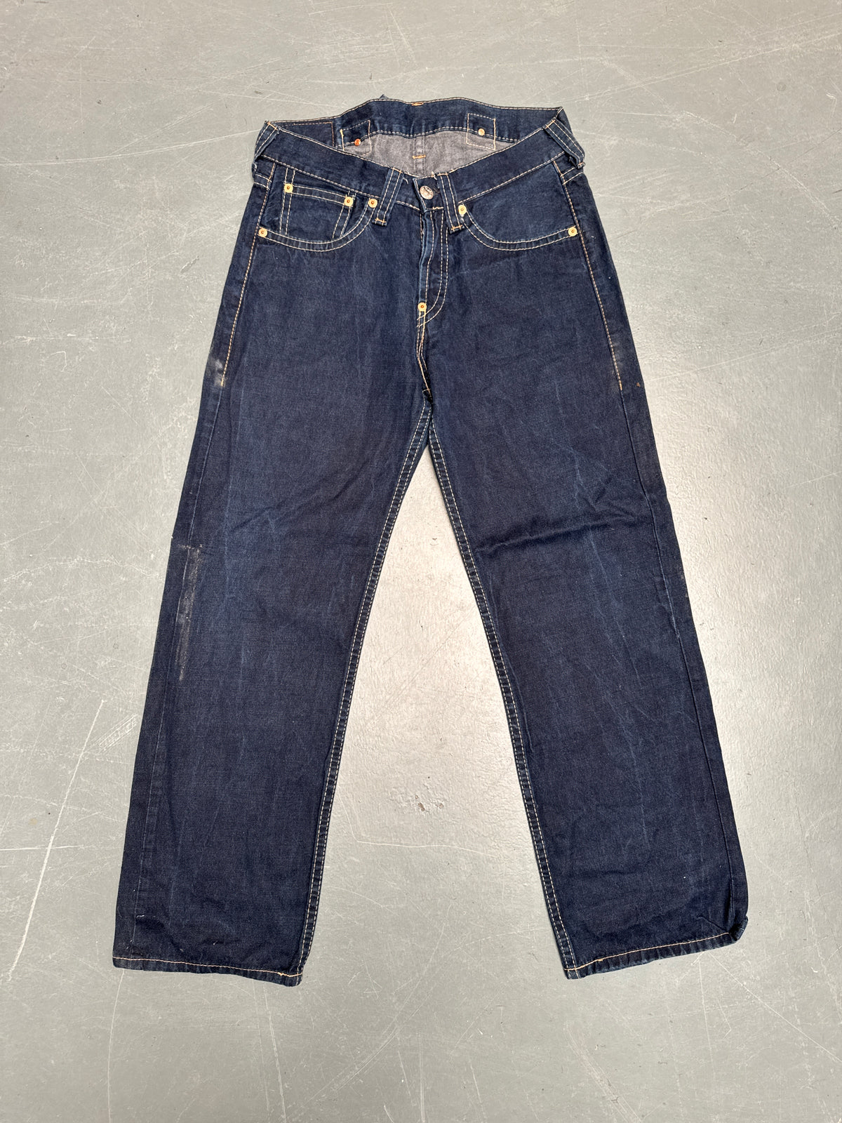 Levis Buckle Back Vintage Jean - W 32 L 33 - BU90