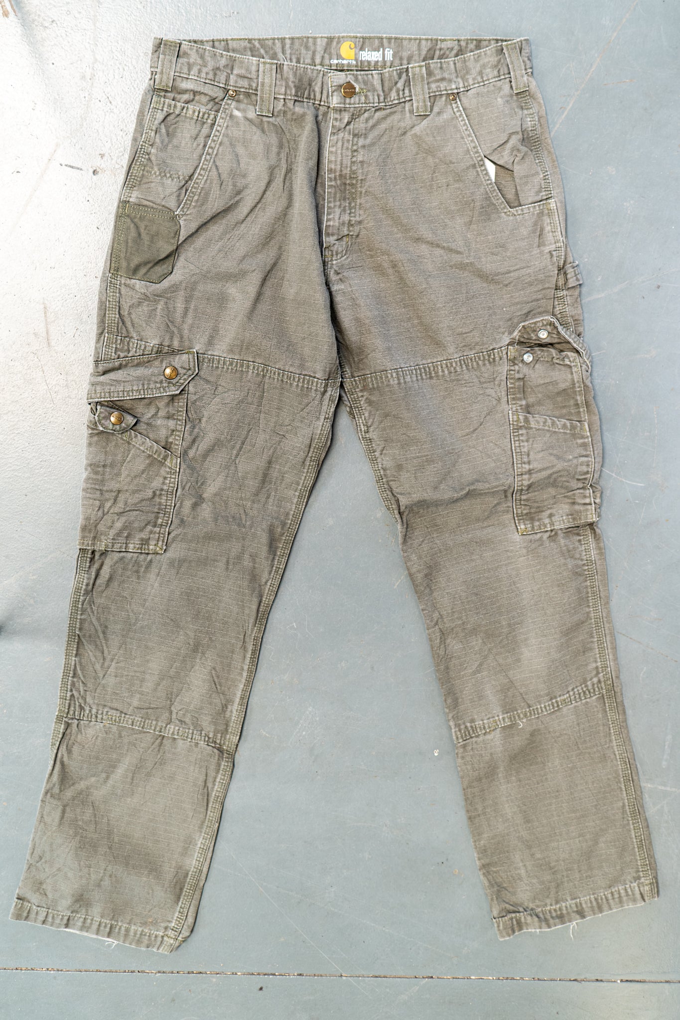 True Vintage Carhartt Carpenter Trousers – Green, w35,L33 Regular (1990s)