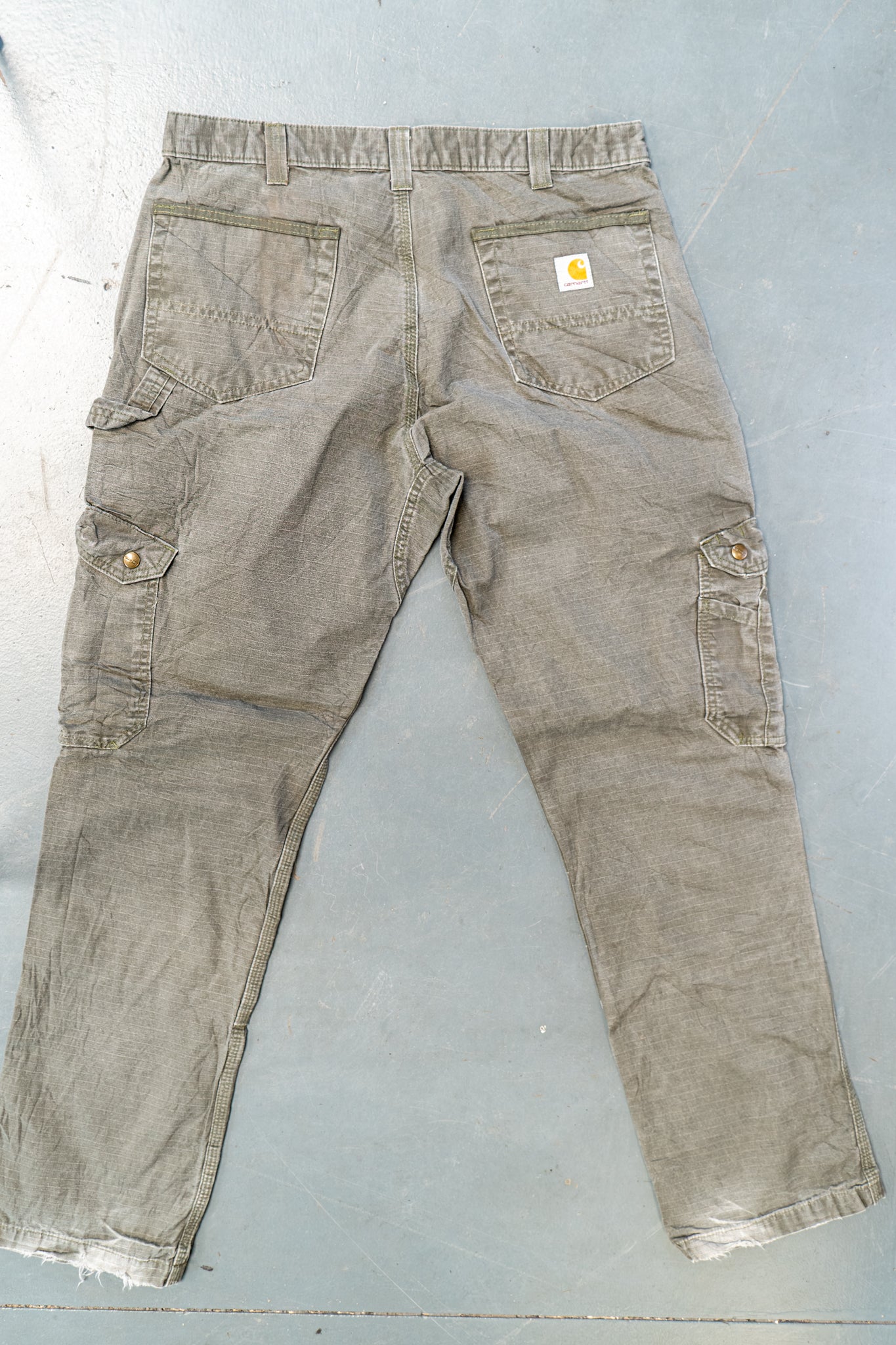 True Vintage Carhartt Carpenter Trousers – Green, w35,L33 Regular (1990s)