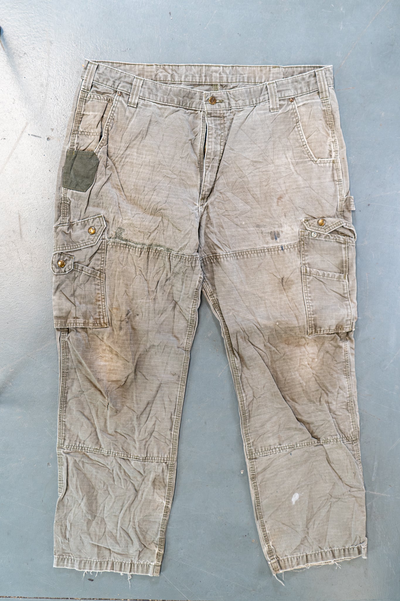True Vintage Carhartt Carpenter Trousers – Green, w42,L31 Regular (1990s)