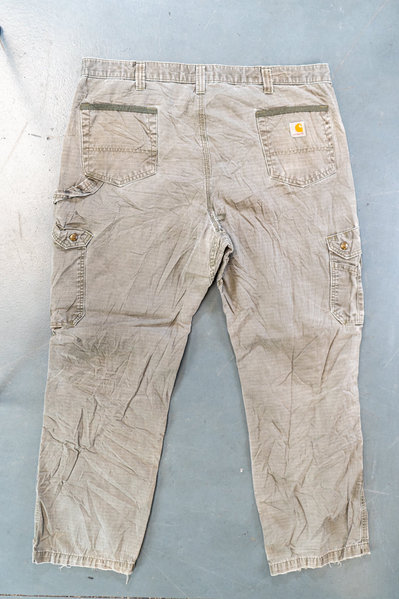 True Vintage Carhartt Carpenter Trousers – Green, w42,L31 Regular (1990s)