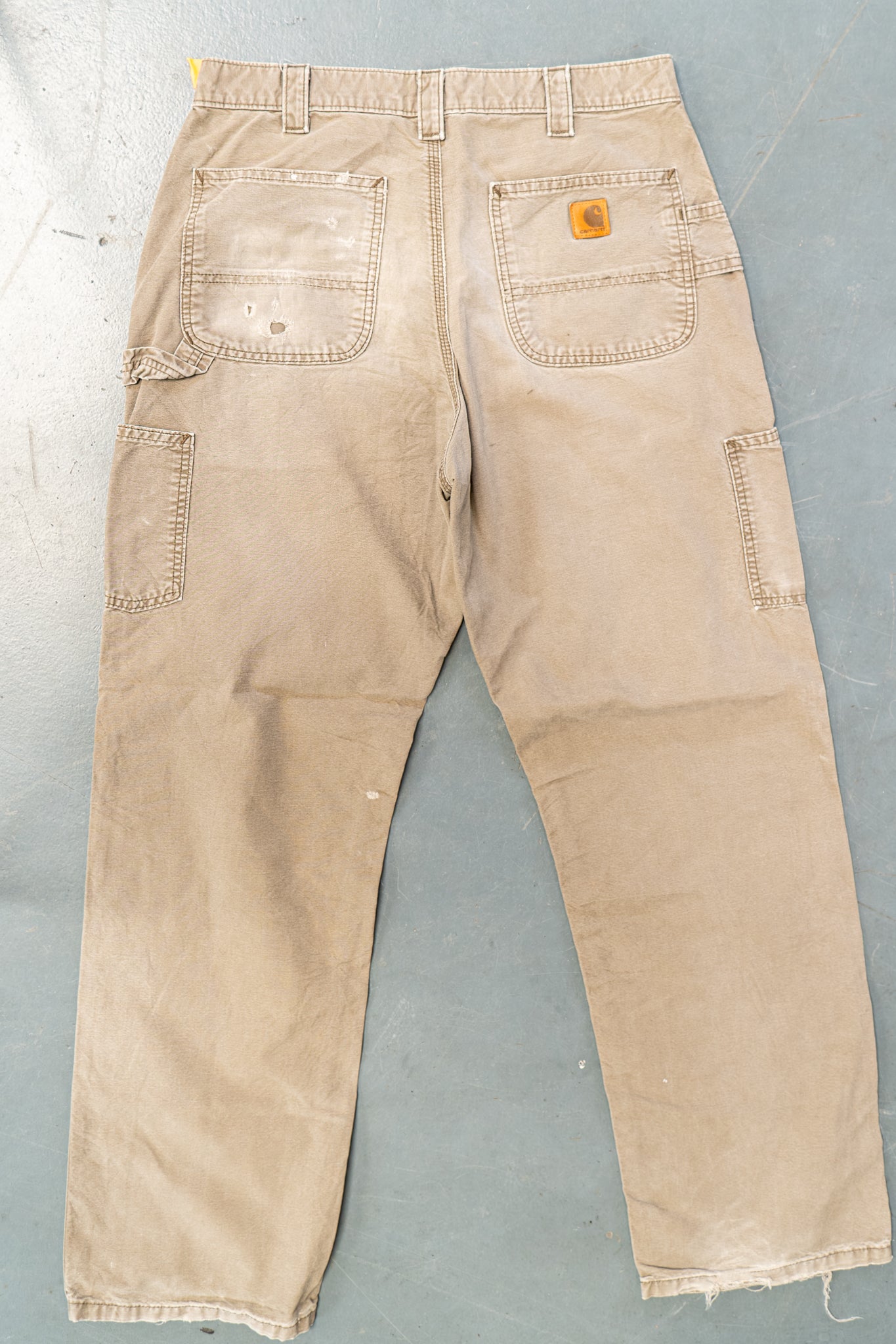 True Vintage Carhartt Carpenter Trousers – Beige, w32,L31 Regular (1990s)