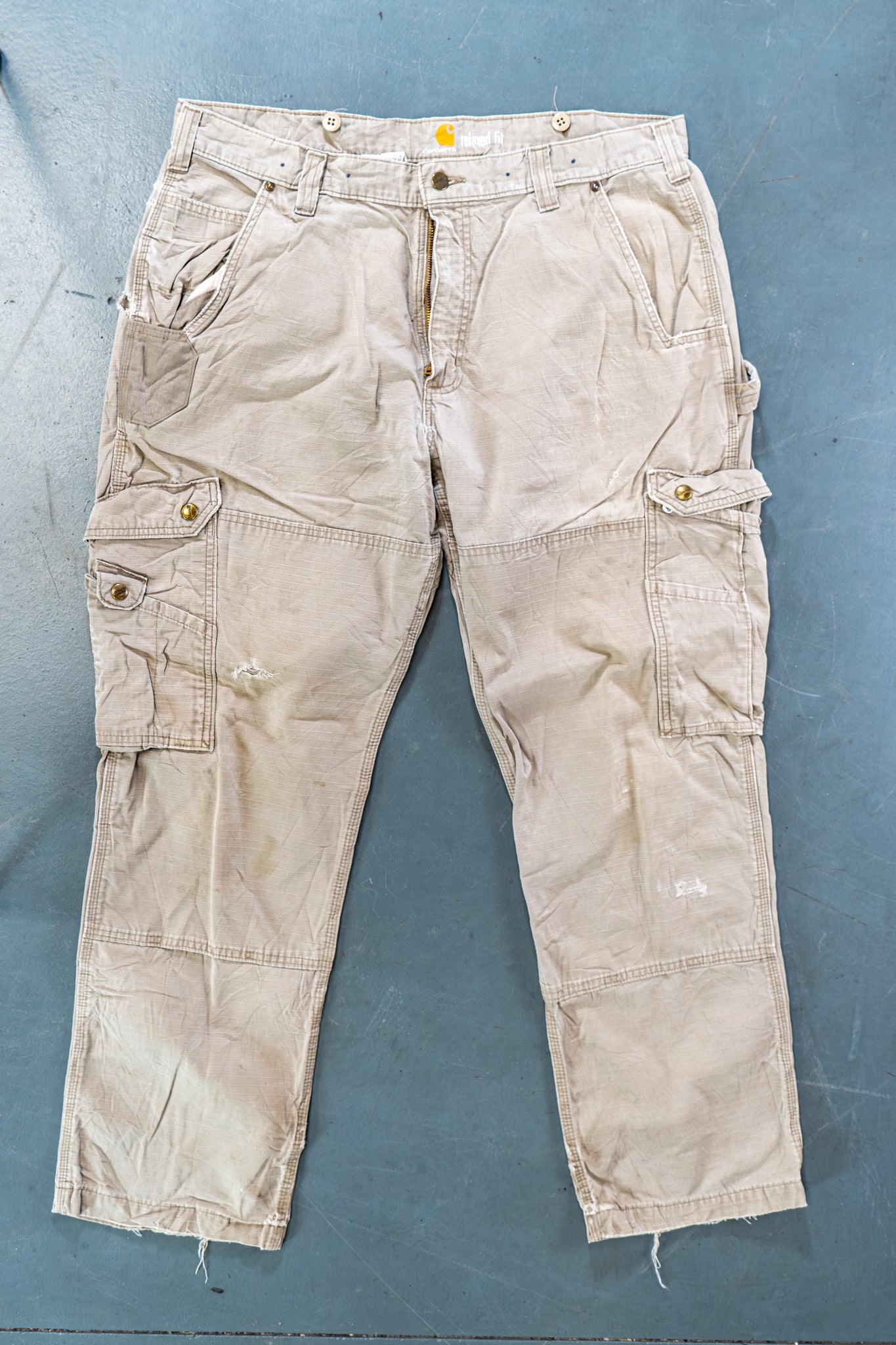 True Vintage Carhartt Carpenter Trousers – Beige, w36,L31 Regular (1990s)