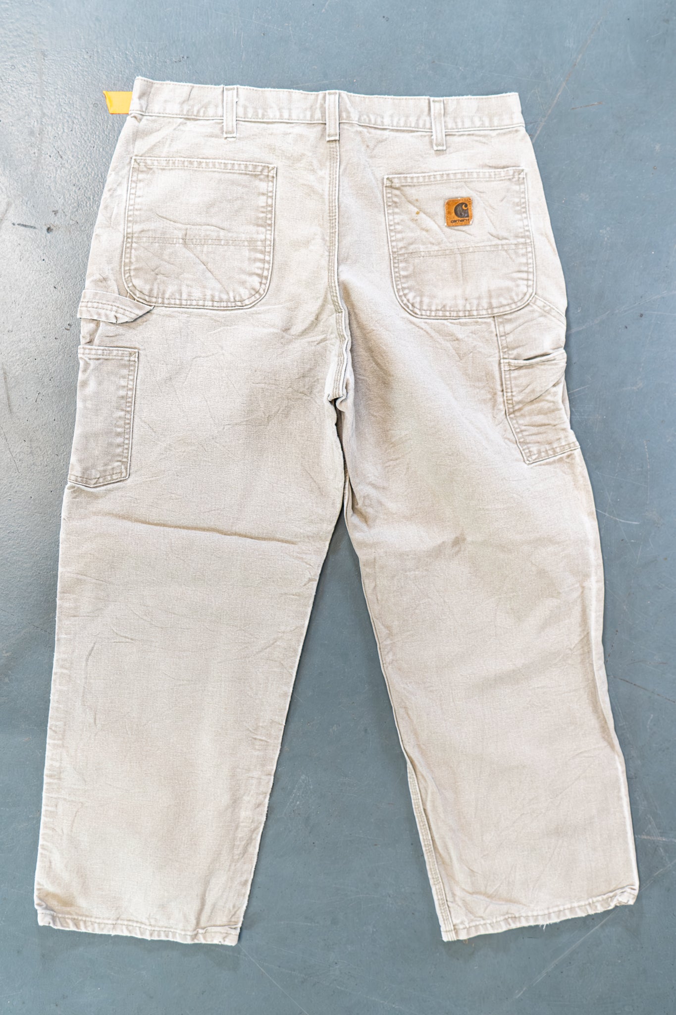 True Vintage Carhartt Carpenter Trousers – Beige, w36,L28 Regular (1990s)