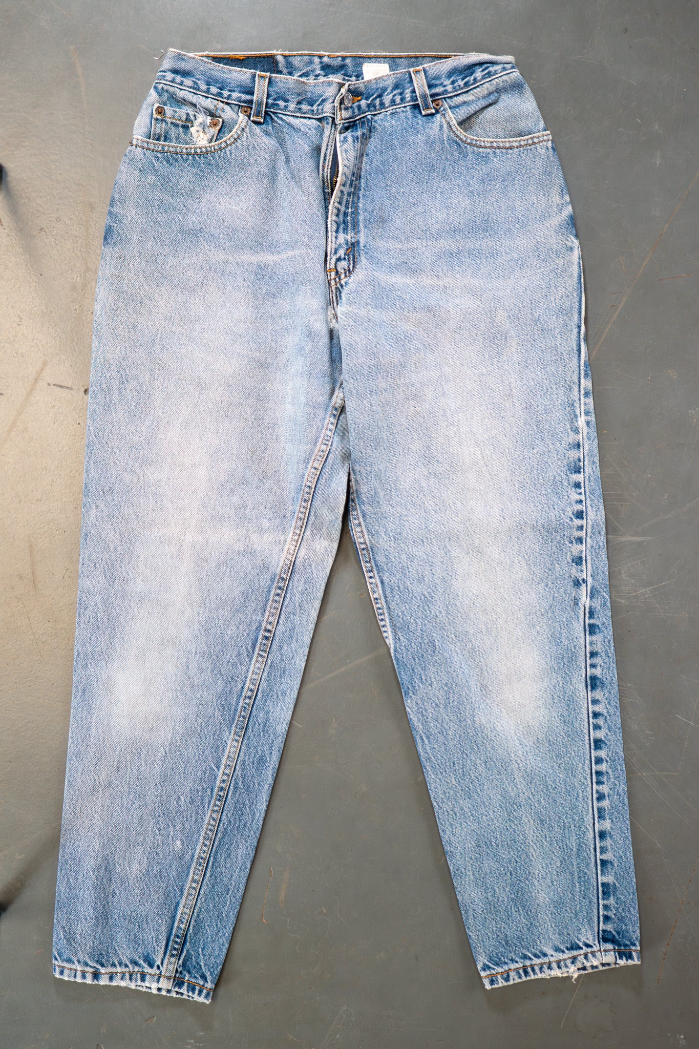 Ladies Levi's High Waisted 550s Tapered Leg Denim Jeans – 90s Y2K -W30, L29