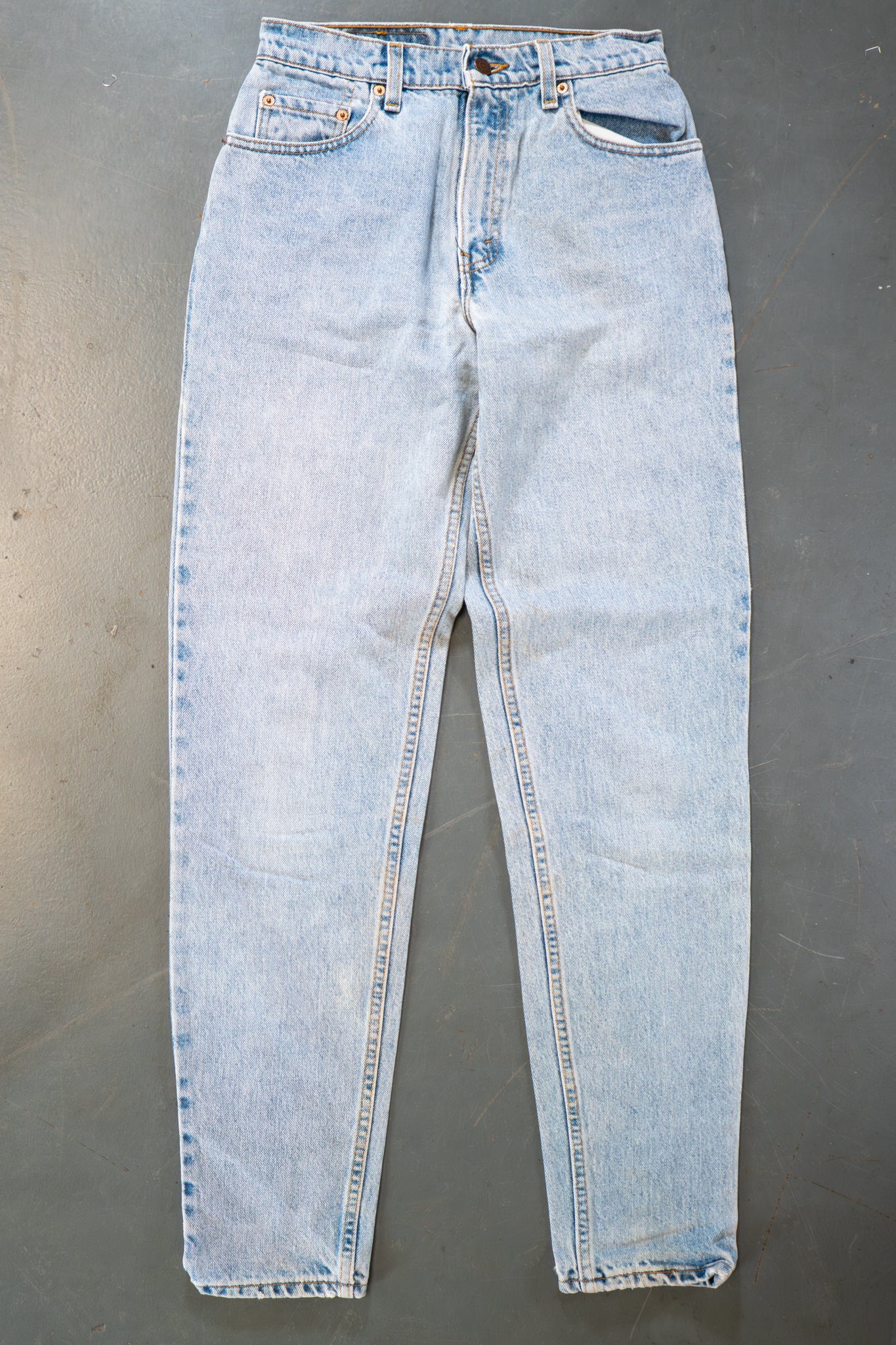 Ladies Levi's High Waisted 550s Tapered Leg Denim Jeans – 90s Y2K -W26, L32