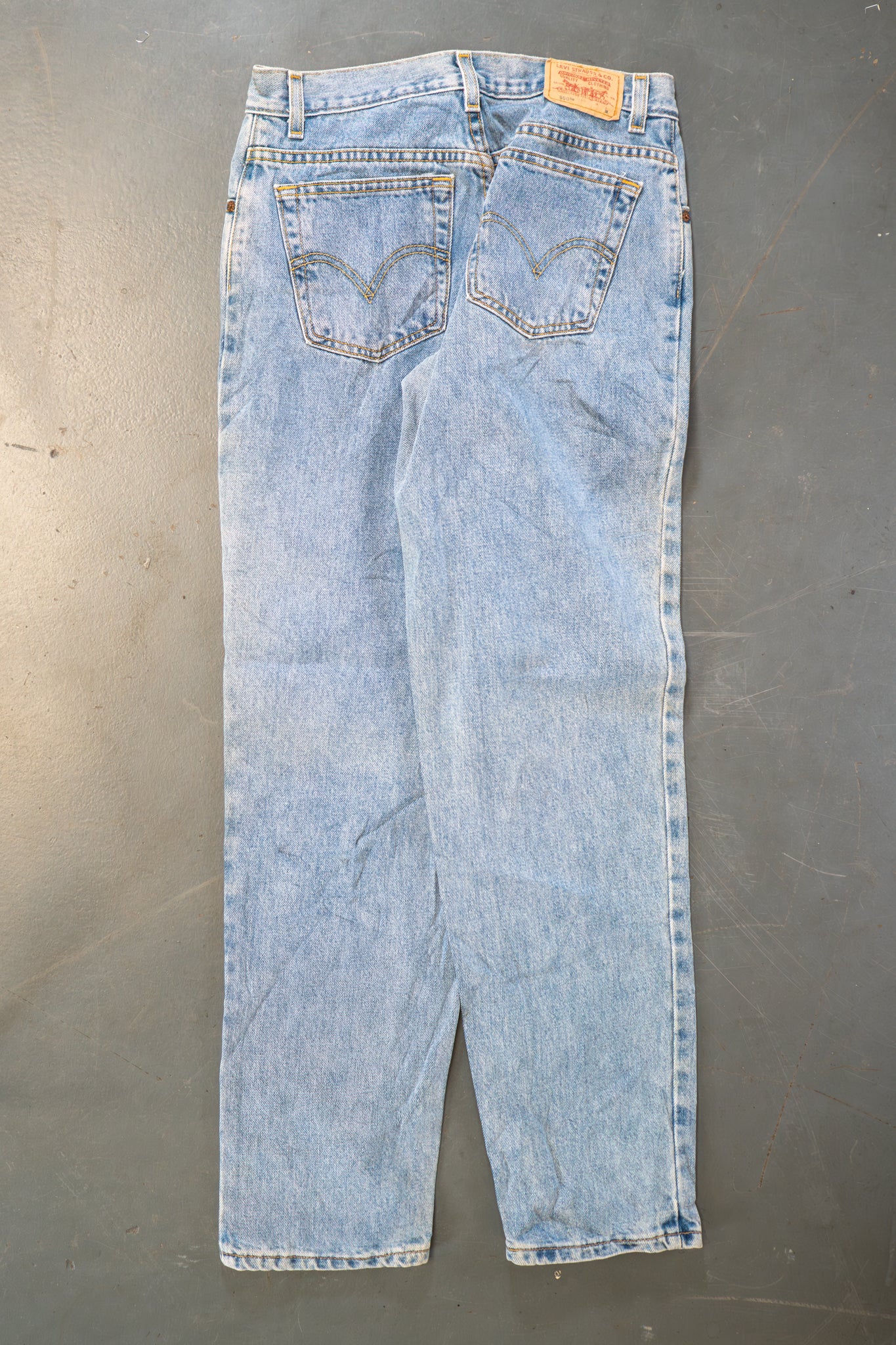 Ladies Levi's High Waisted 550s Tapered Leg Denim Jeans – 90s Y2K -W28, L31