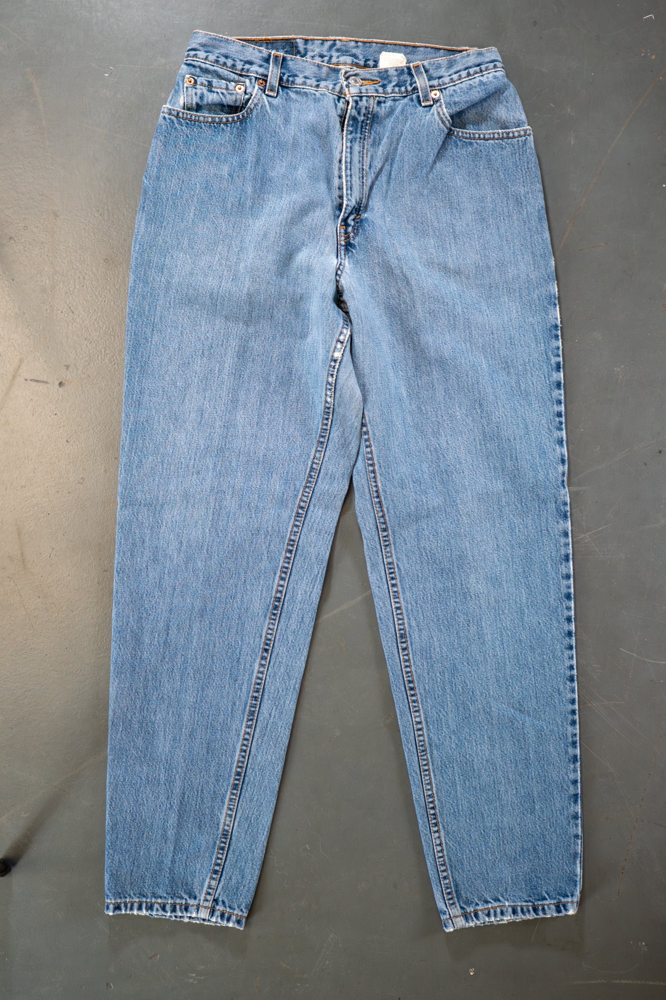 Ladies Levi's High Waisted 550s Tapered Leg Denim Jeans – 90s Y2K -W28, L30
