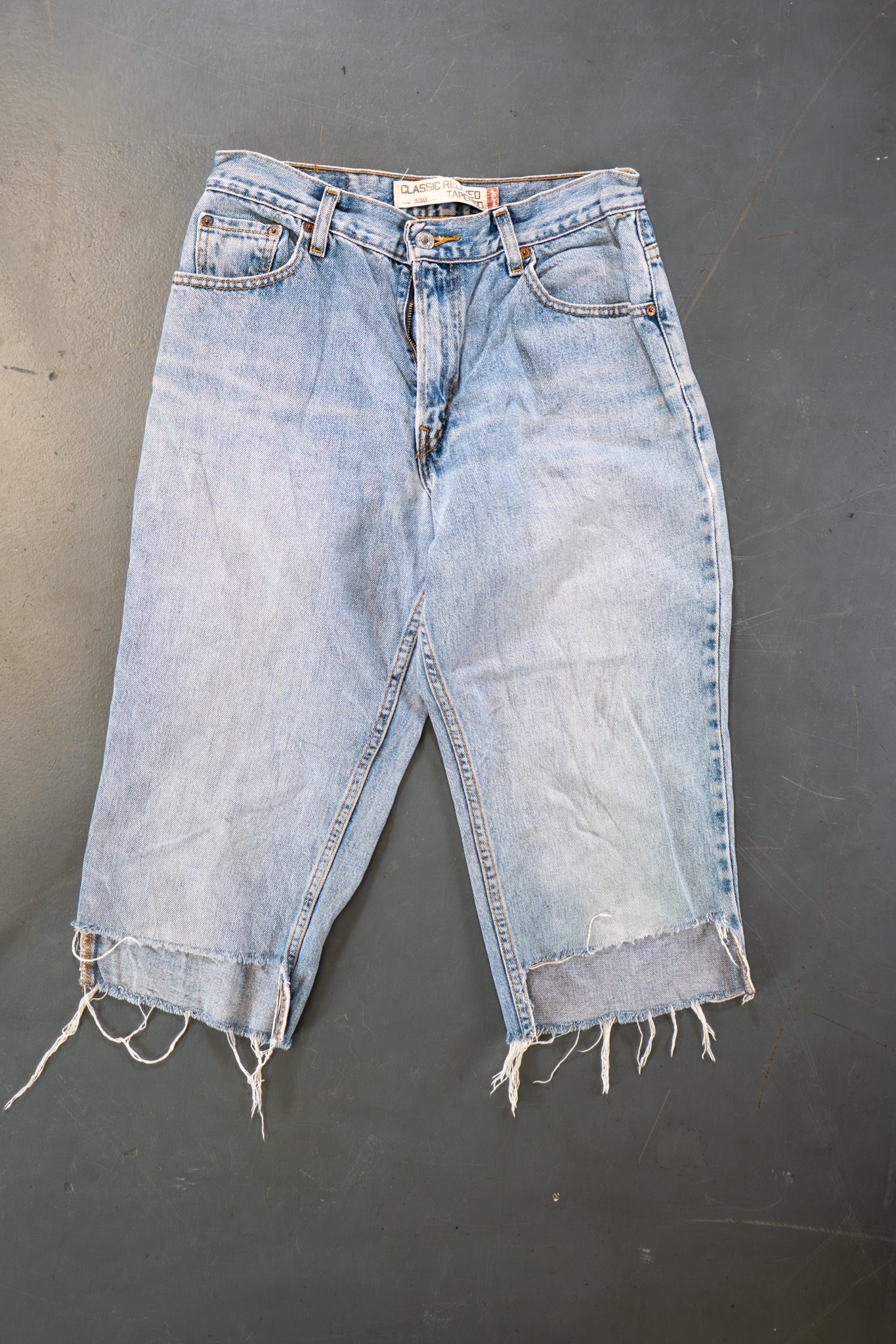 Ladies Levi's High Waisted 550s Tapered Leg Denim Jeans – 90s Y2K -W28, L19