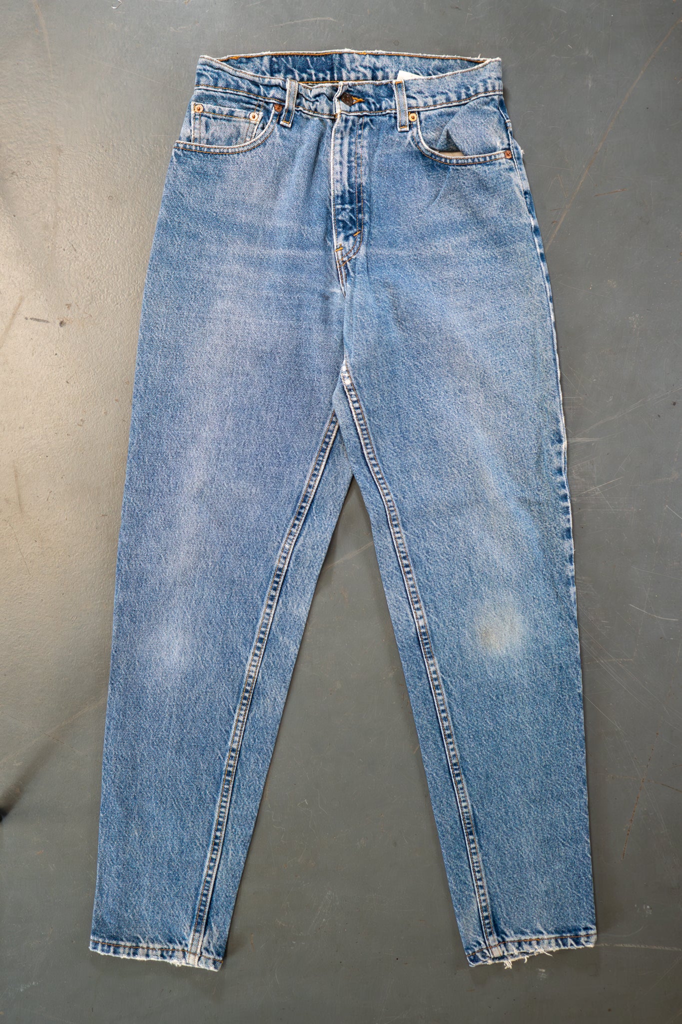 Ladies Levi's High Waisted 550s Tapered Leg Denim Jeans – 90s Y2K -W26, L30