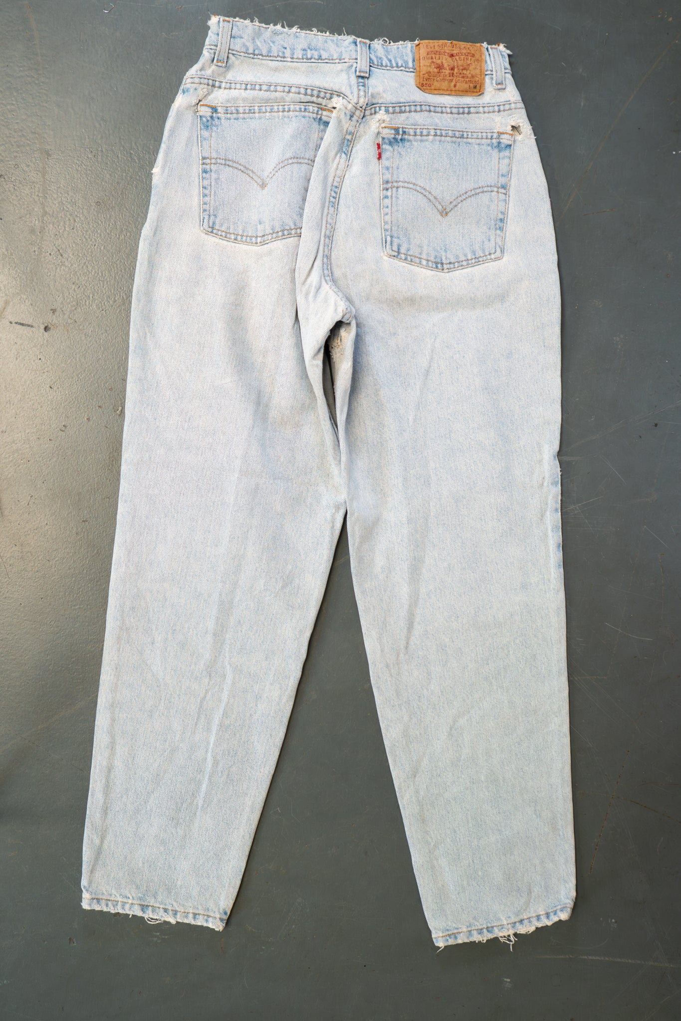 Ladies Levi's High Waisted 550s Tapered Leg Denim Jeans – 90s Y2K -W27, L29