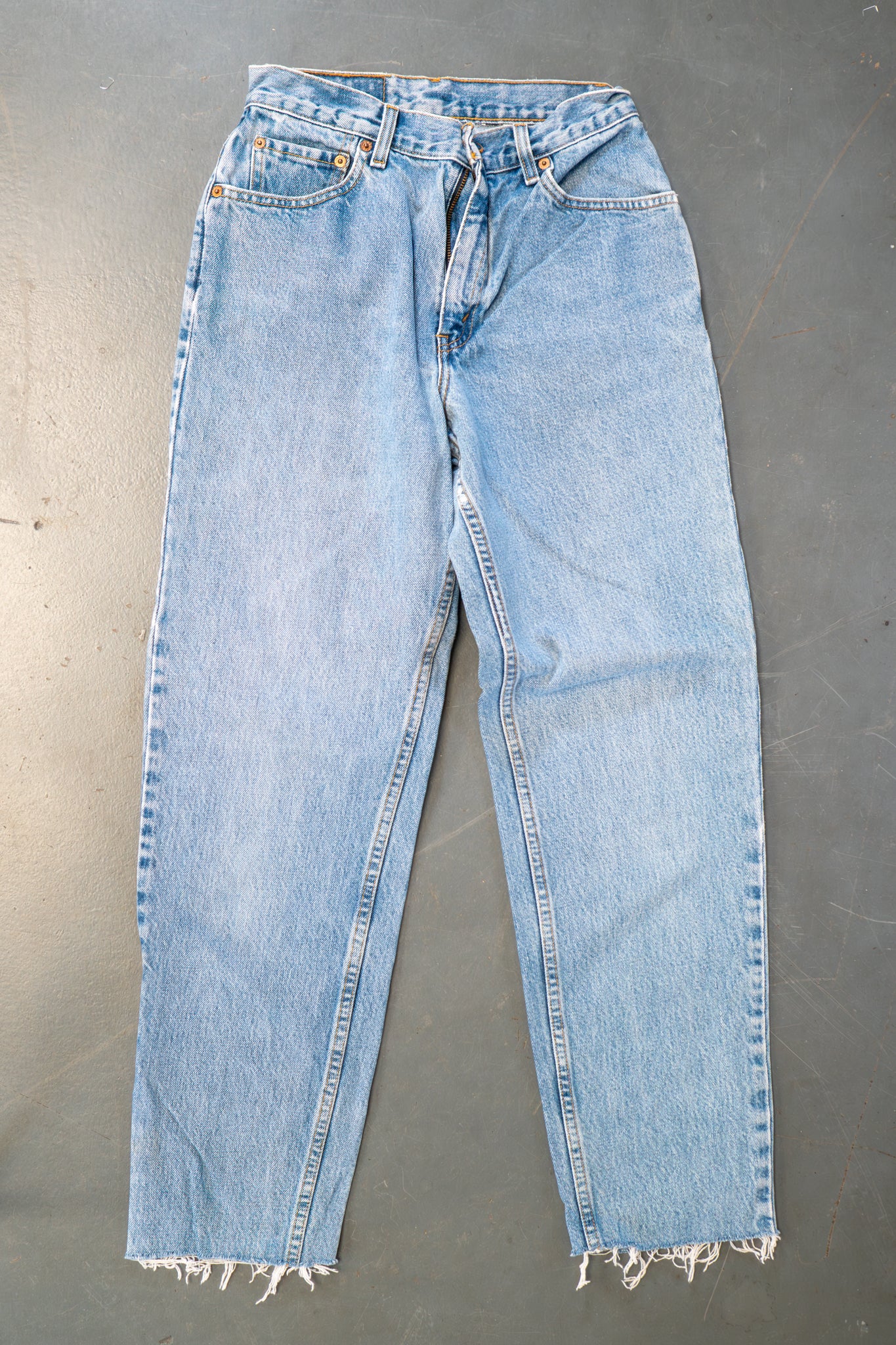 Ladies Levi's High Waisted 550s Tapered Leg Denim Jeans – 90s Y2K -W25, L28