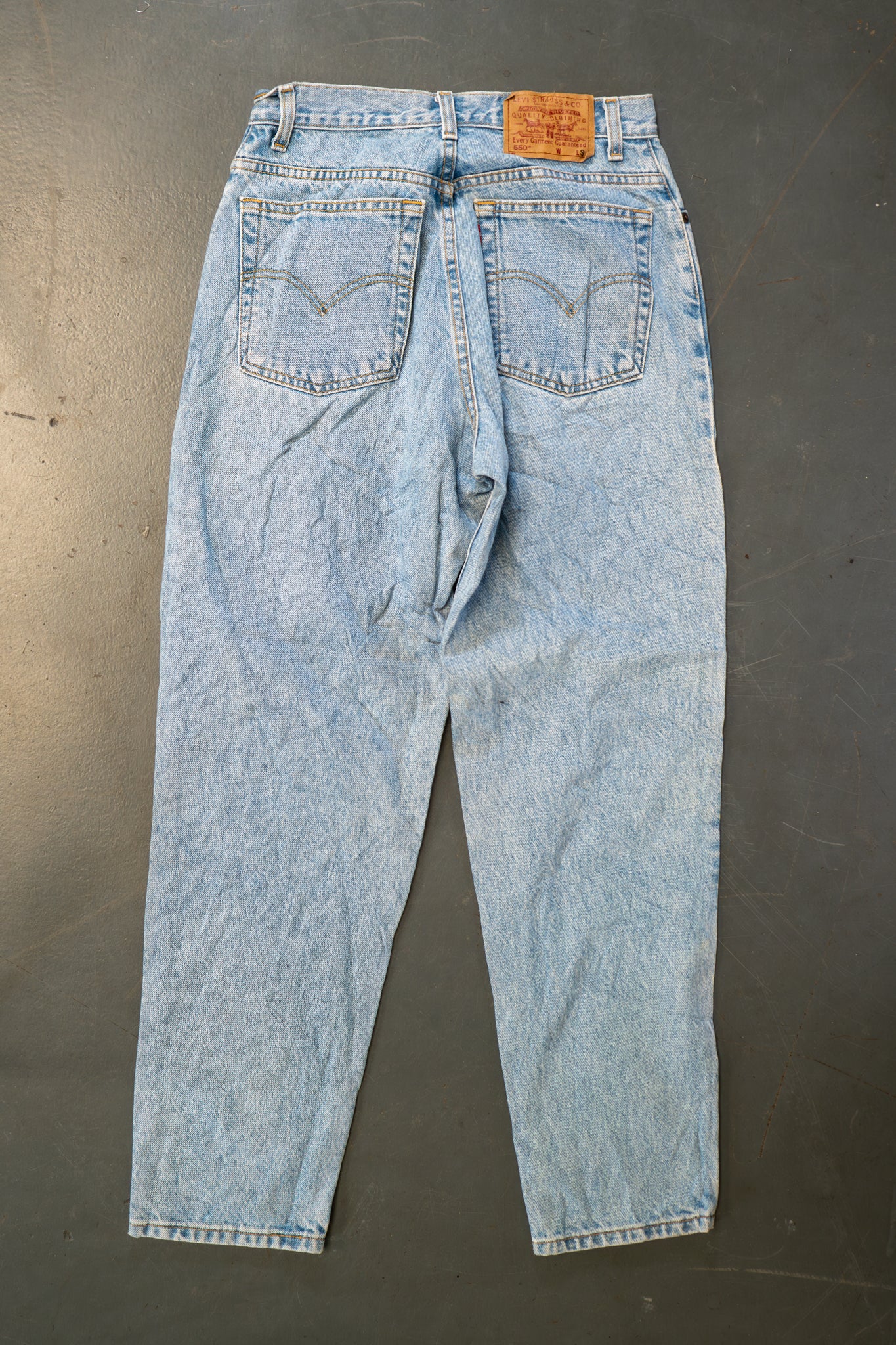 Ladies Levi's High Waisted 550s Tapered Leg Denim Jeans – 90s Y2K -W27, L28