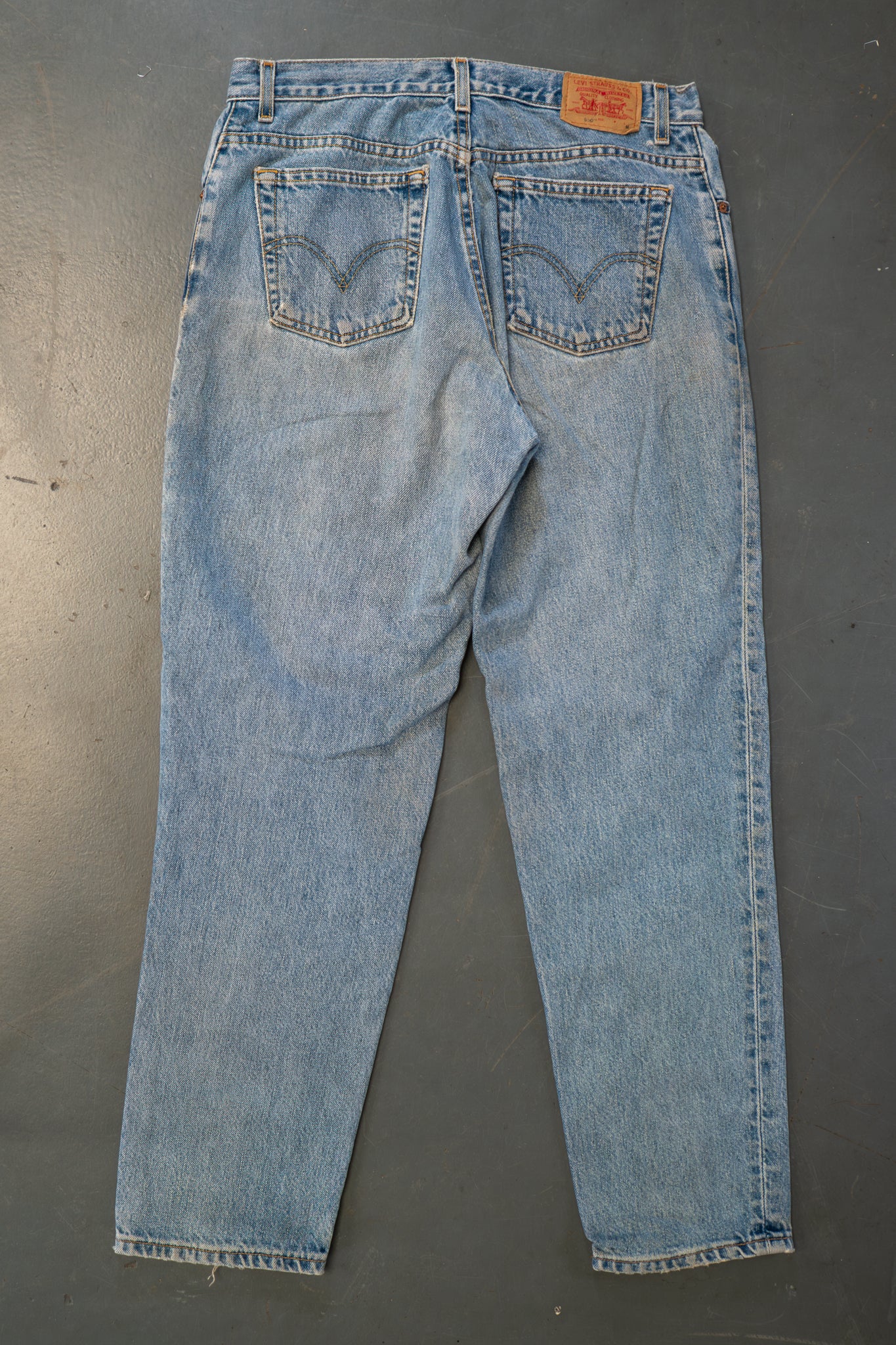 Ladies Levi's High Waisted 550s Tapered Leg Denim Jeans – 90s Y2K -W32, L30