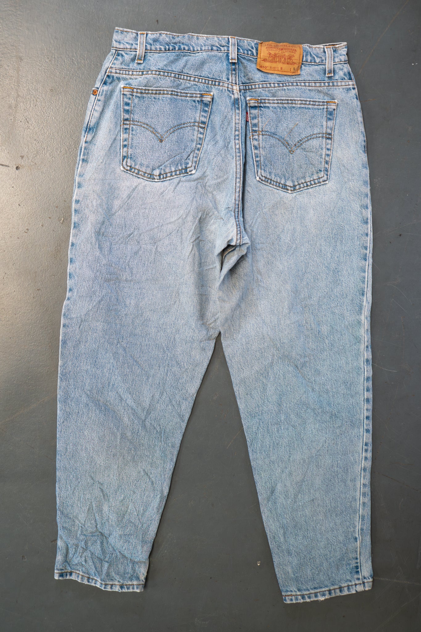 Ladies Levi's High Waisted 550s Tapered Leg Denim Jeans – 90s Y2K -W33, L27