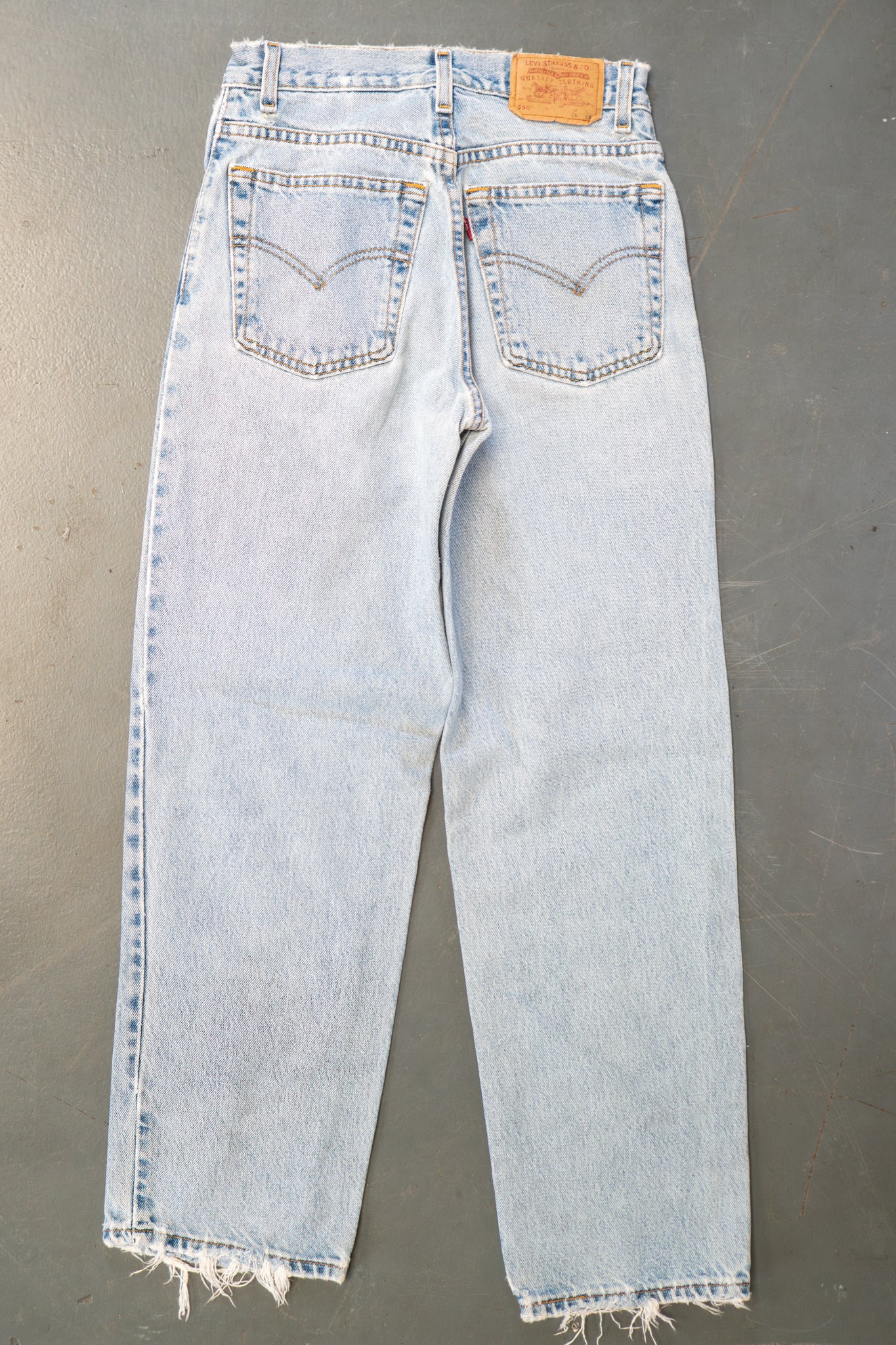 Ladies Levi's High Waisted 550s Tapered Leg Denim Jeans – 90s Y2K -W24, L27