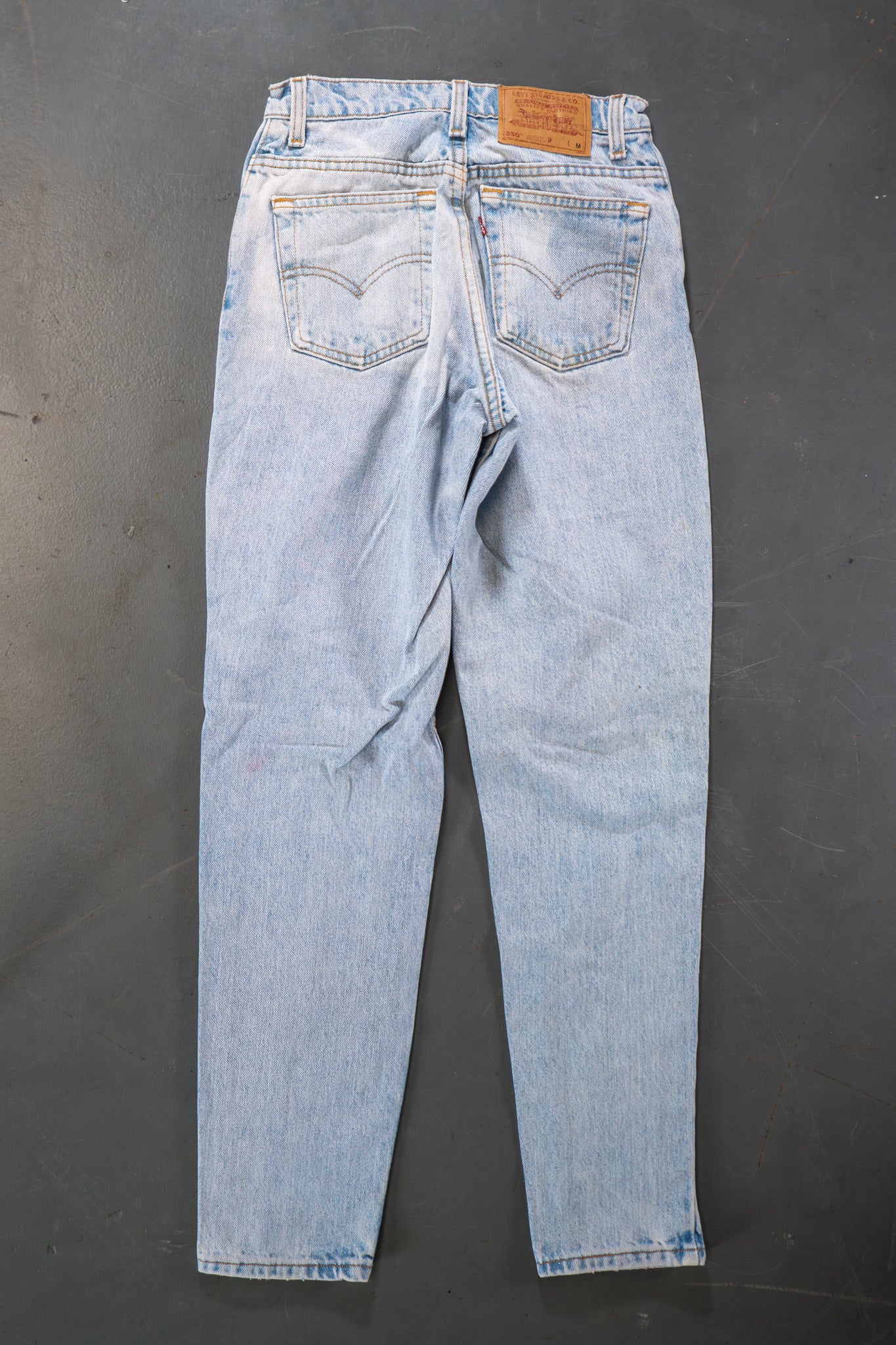 Ladies Levi's High Waisted 550s Tapered Leg Denim Jeans – 90s Y2K -W25, L30