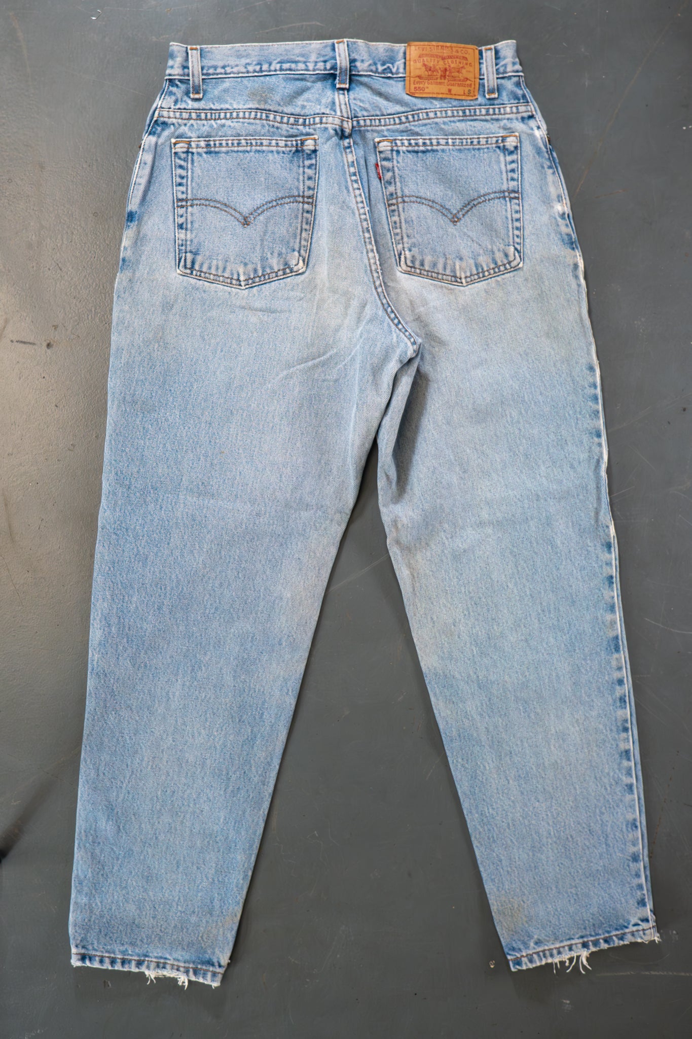 Ladies Levi's High Waisted 550s Tapered Leg Denim Jeans – 90s Y2K -W31, L29