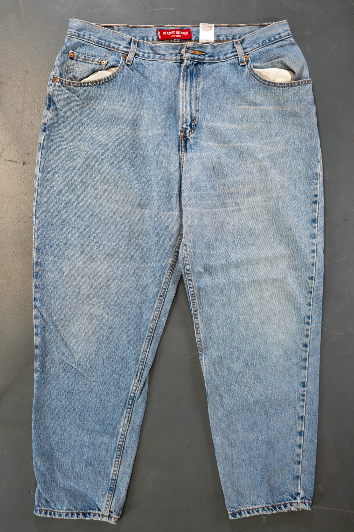 Ladies Levi's High Waisted 550s Tapered Leg Denim Jeans – 90s Y2K -W37, L29