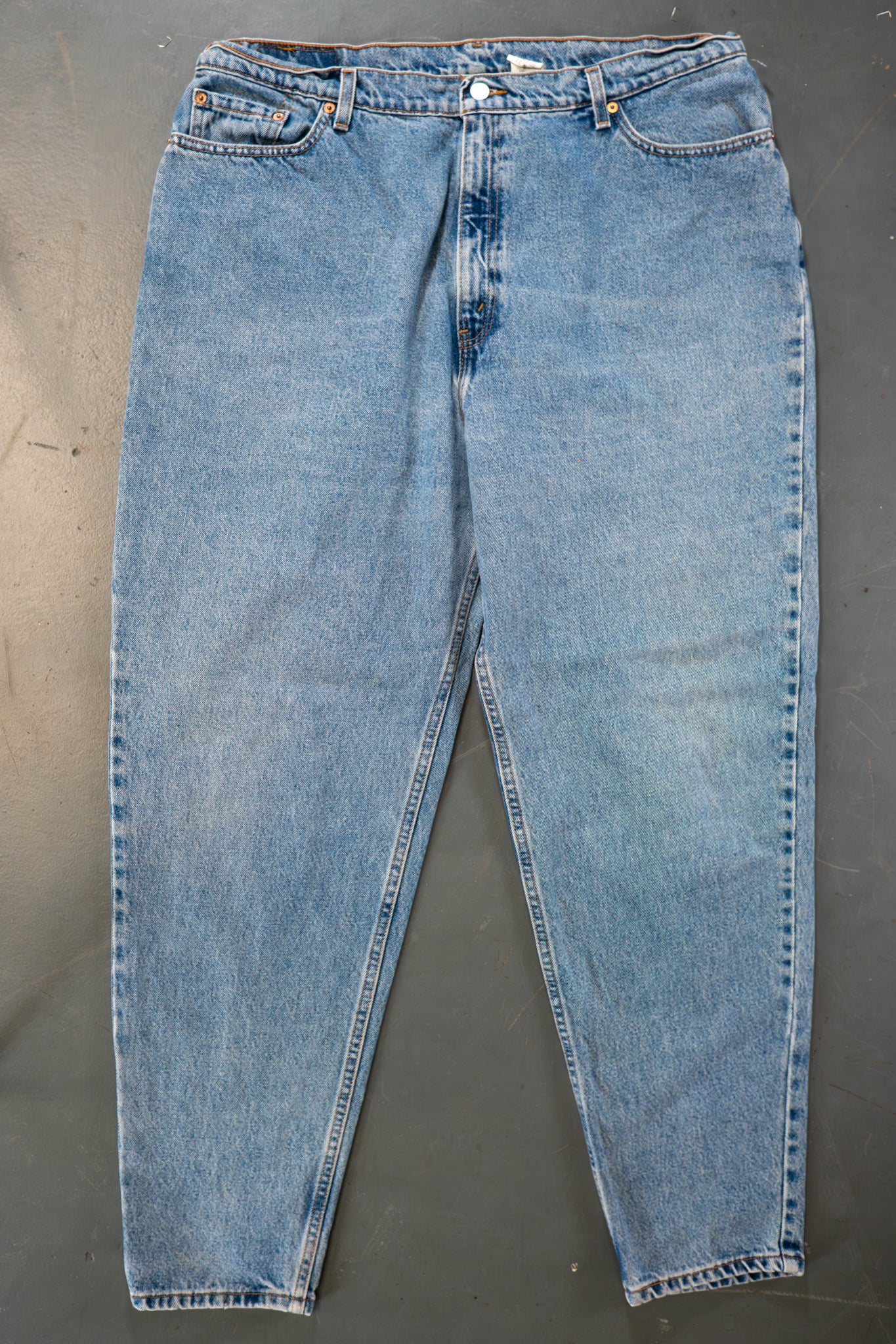 Ladies Levi's High Waisted 550s Tapered Leg Denim Jeans – 90s Y2K -W38, L30