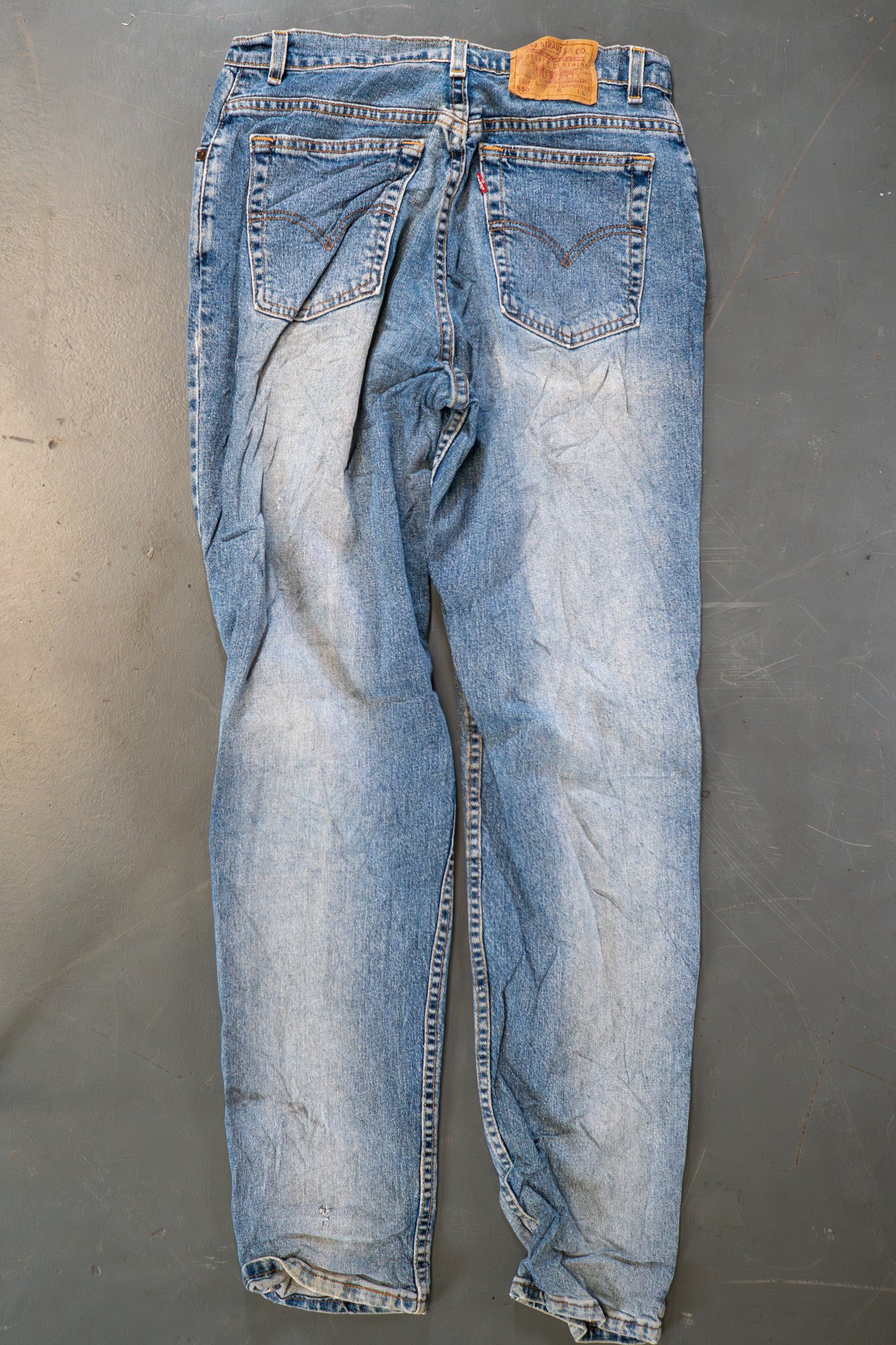 Ladies Levi's High Waisted 550s Tapered Leg Denim Jeans – 90s Y2K -W30, L32