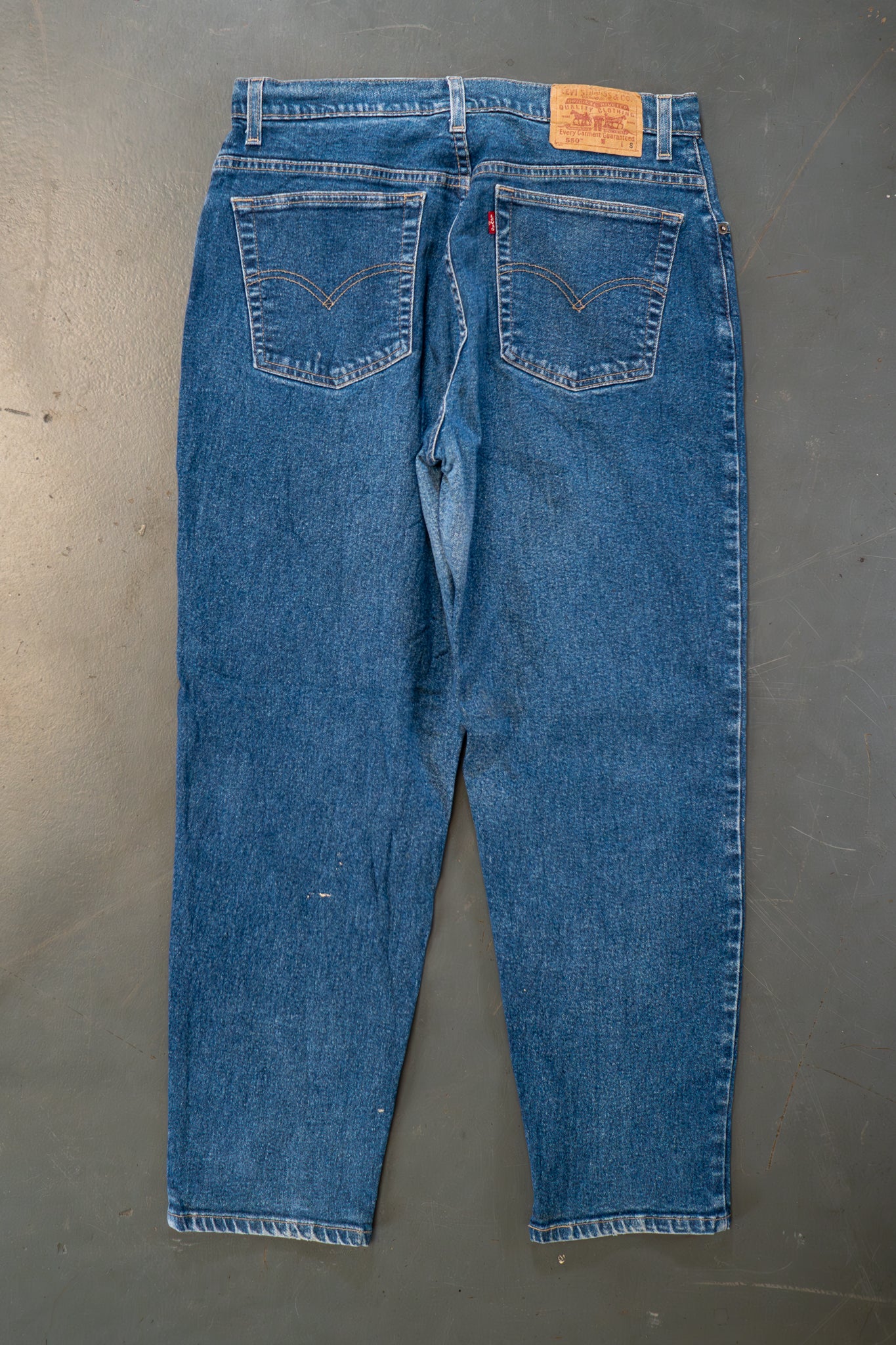 Ladies Levi's High Waisted 550s Tapered Leg Denim Jeans – 90s Y2K -W31, L27